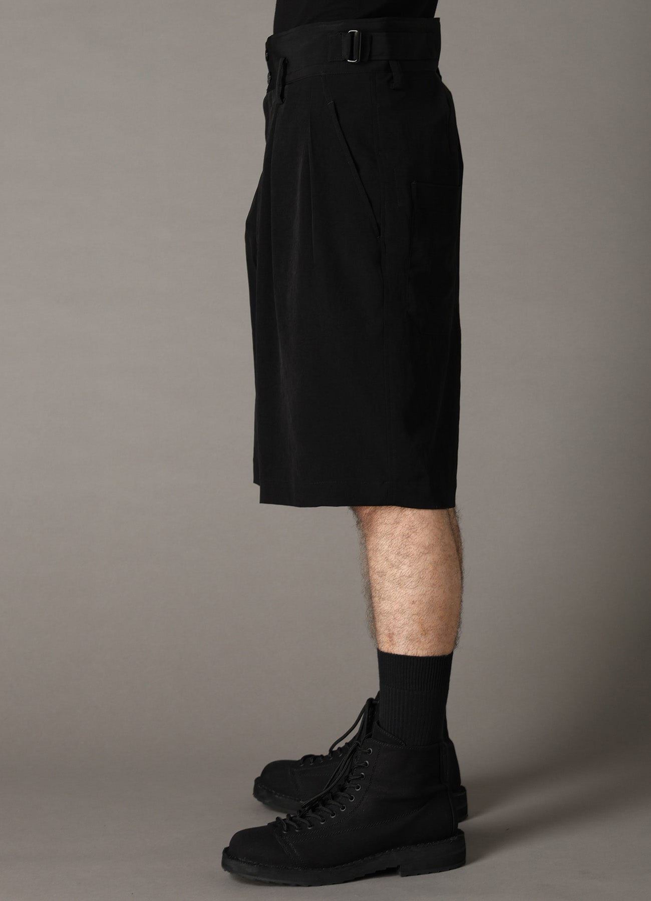 CREPE de CHINE PLEATED SHORTS