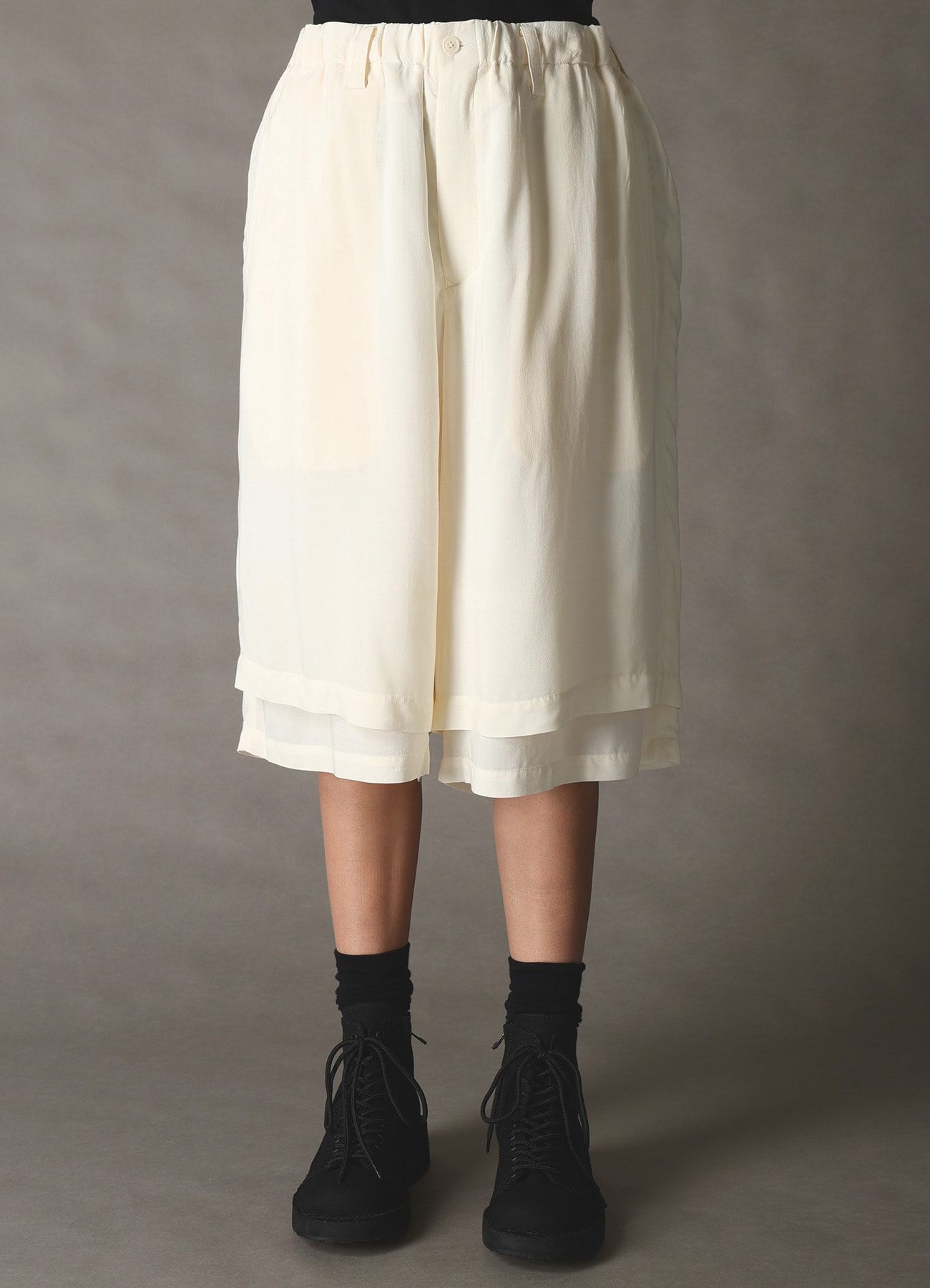 SPUN LAWN DOUBLE LAYER HALF PANTS