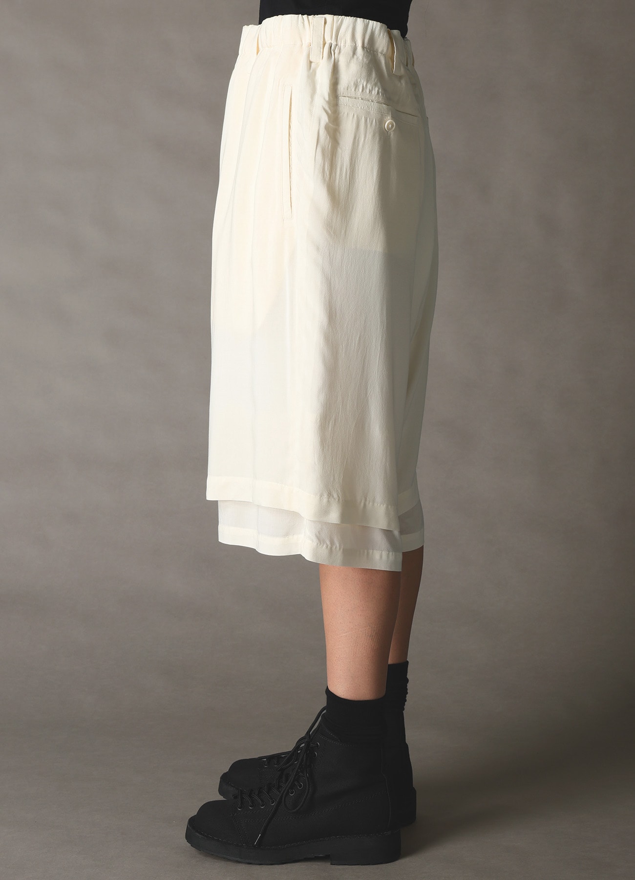 SPUN LAWN DOUBLE LAYER HALF PANTS