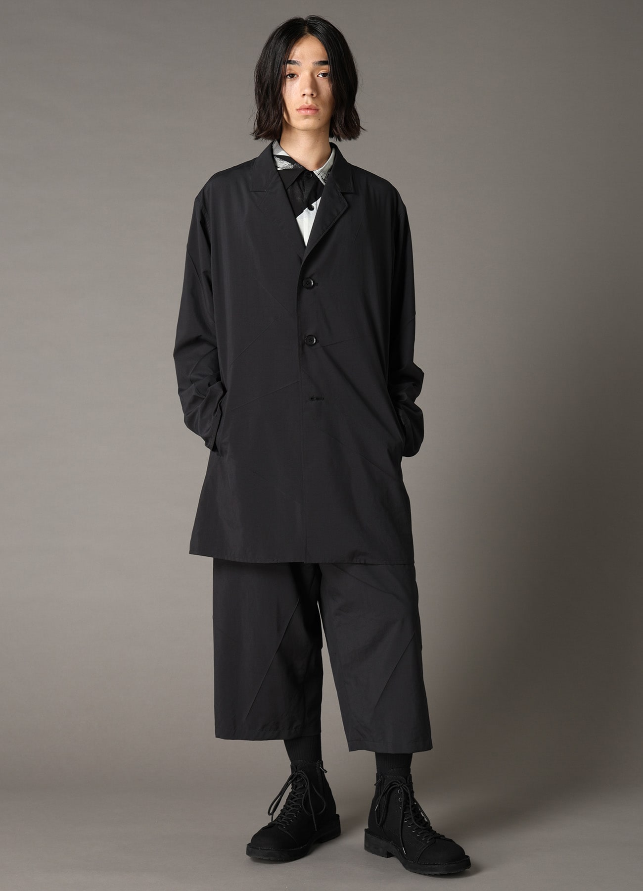 PE TAFFETA PLEATS DESIGN PANTS