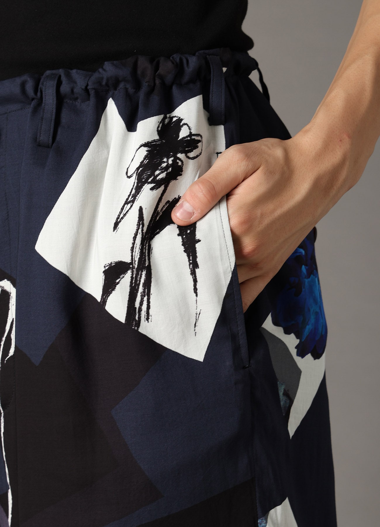 FLORAL PATCHWORK PRINT DRAWSTRING WAIST PANTS