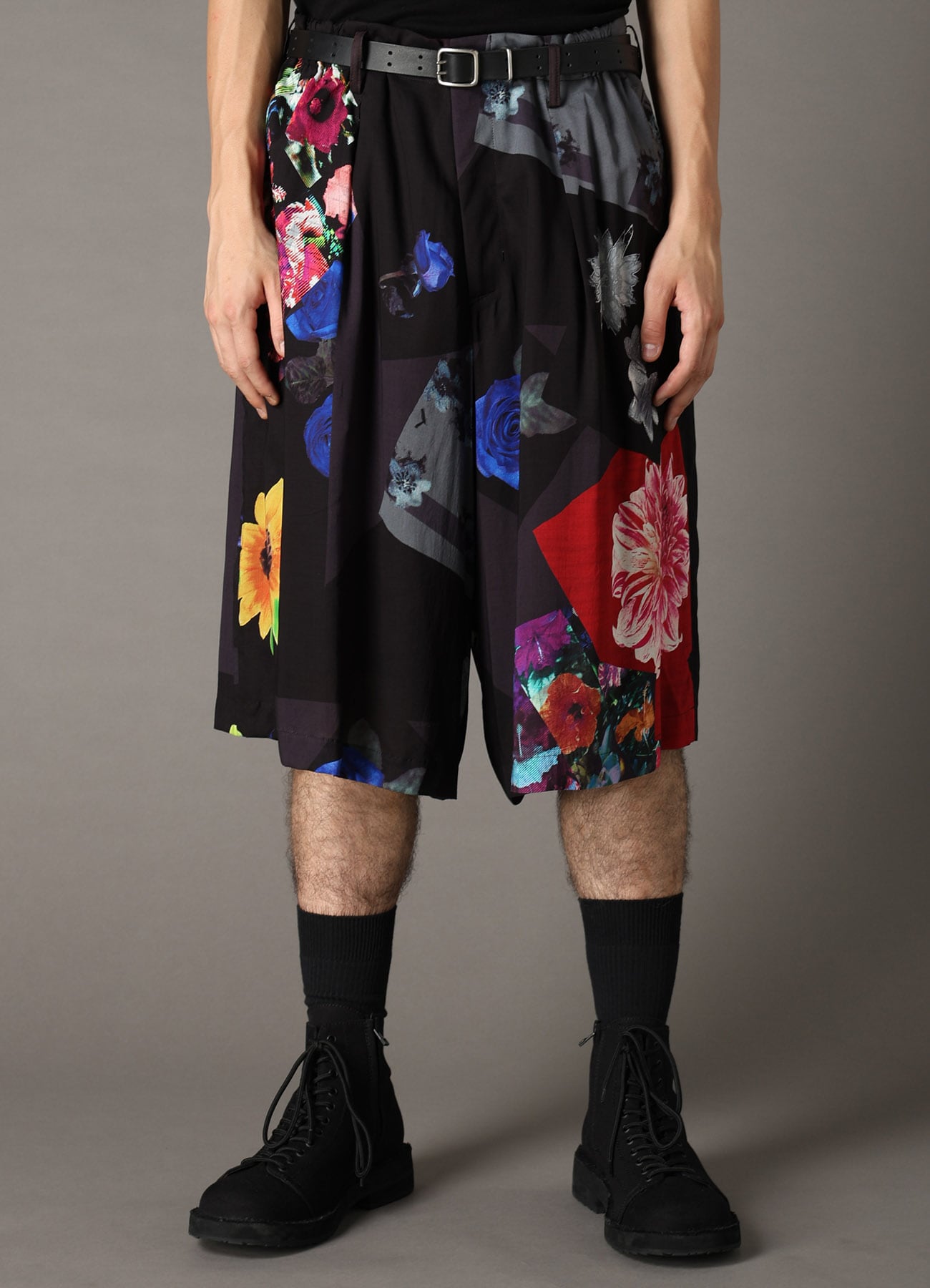 FLORAL PATCHWORK PRINT SHORTS