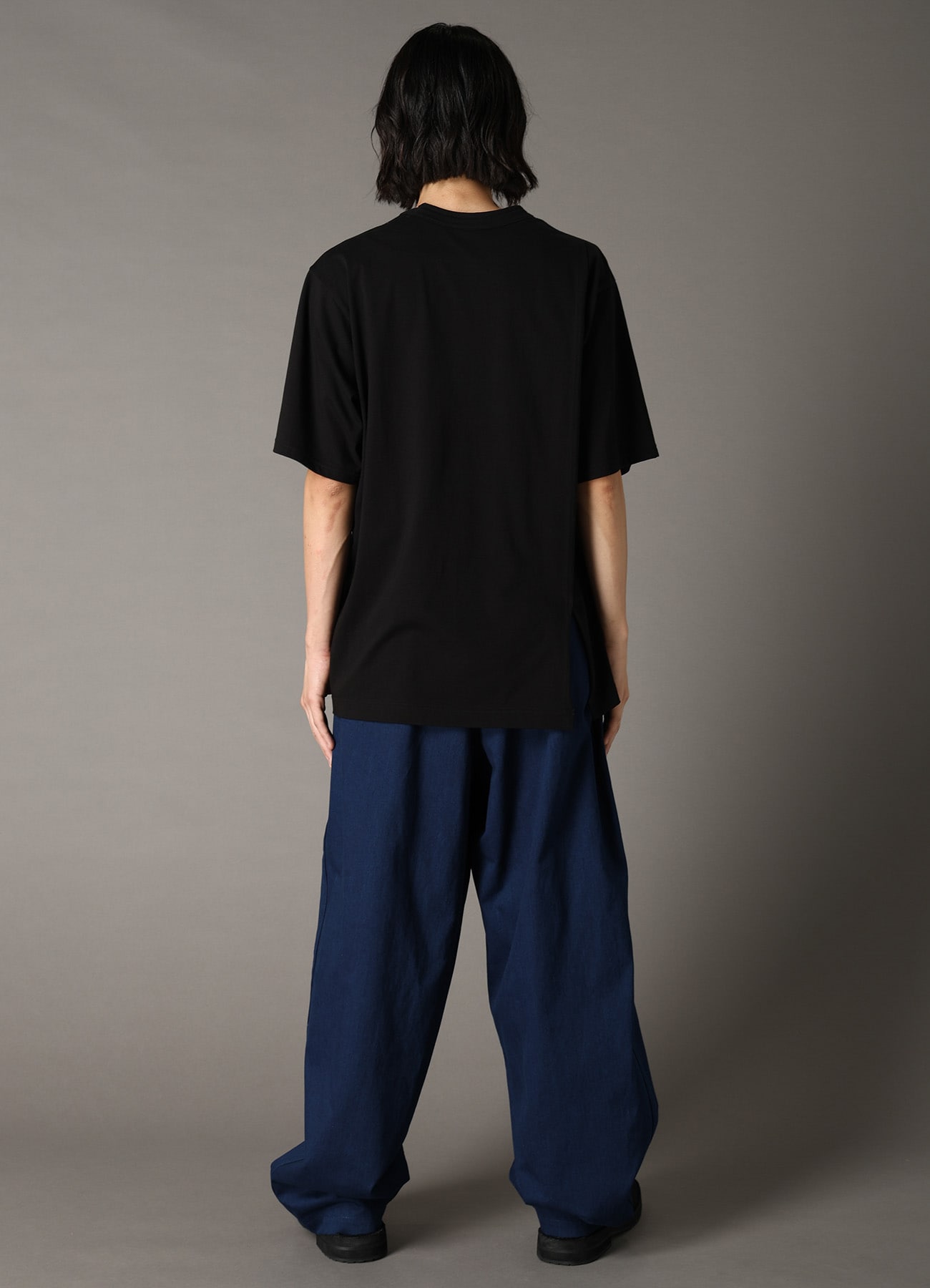 BLUE FLOWER PRINT SHORT SLEEVE T-SHIRT