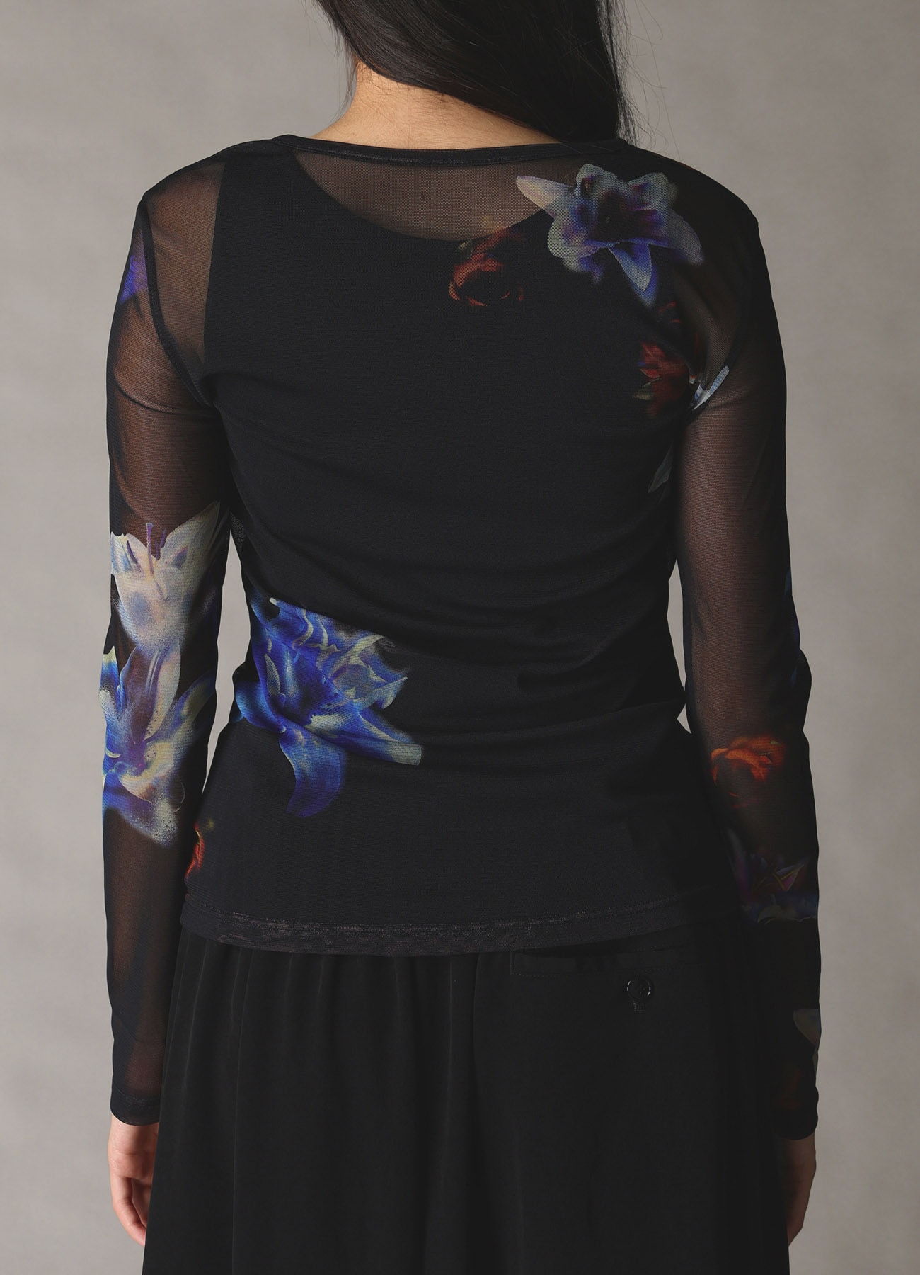 【1/16 10:00 Release】LILY PATTERN SOFT TULLE LONG SLEEVE T