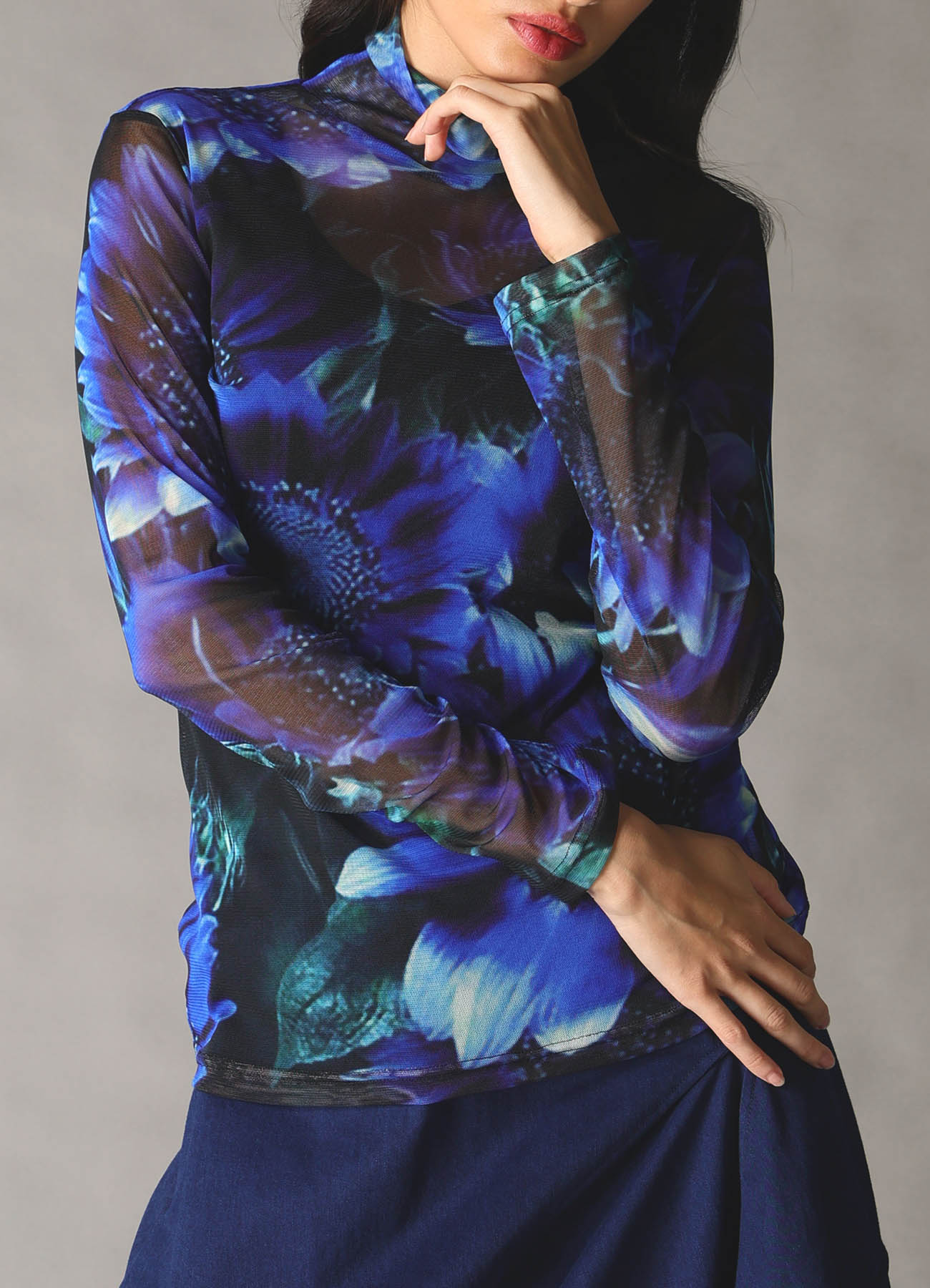 BULE FLOWER PRINT SOFT TULLE