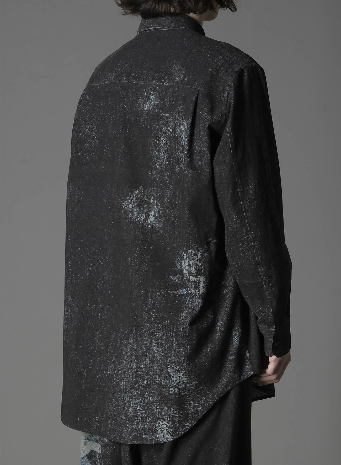 NARROW RIBS CORDUROY OPEN ZIP STANDARD BIG SHIRT