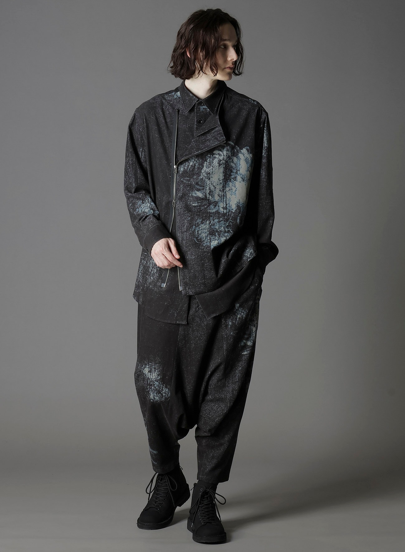 NARROW RIBS CORDUROY OPEN ZIP STANDARD BIG SHIRT