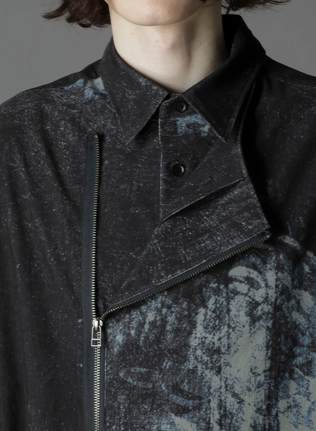 NARROW RIBS CORDUROY OPEN ZIP STANDARD BIG SHIRT