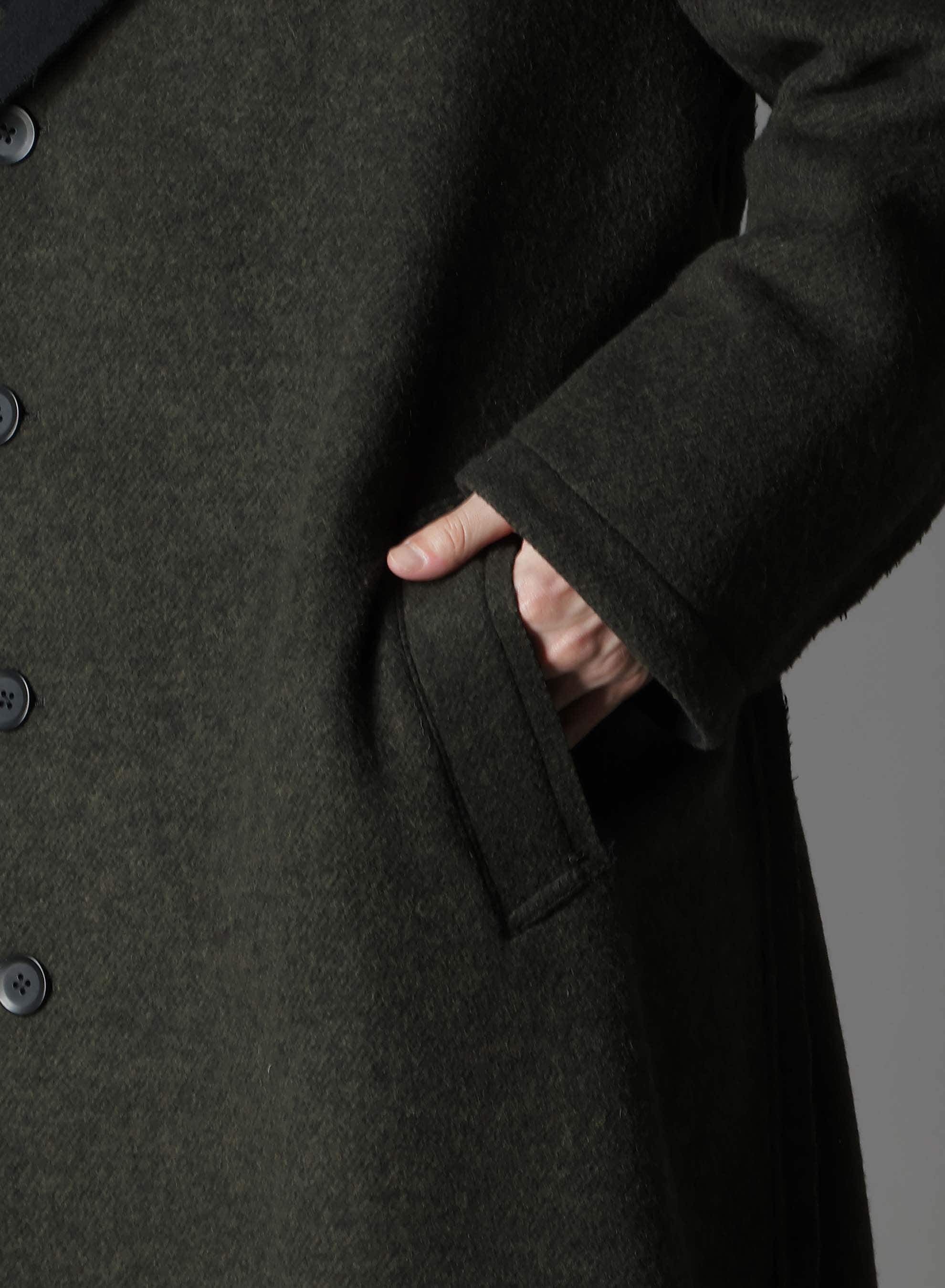 DOUBLE WEAVE MELTON UNRRIMMED HOODED COAT