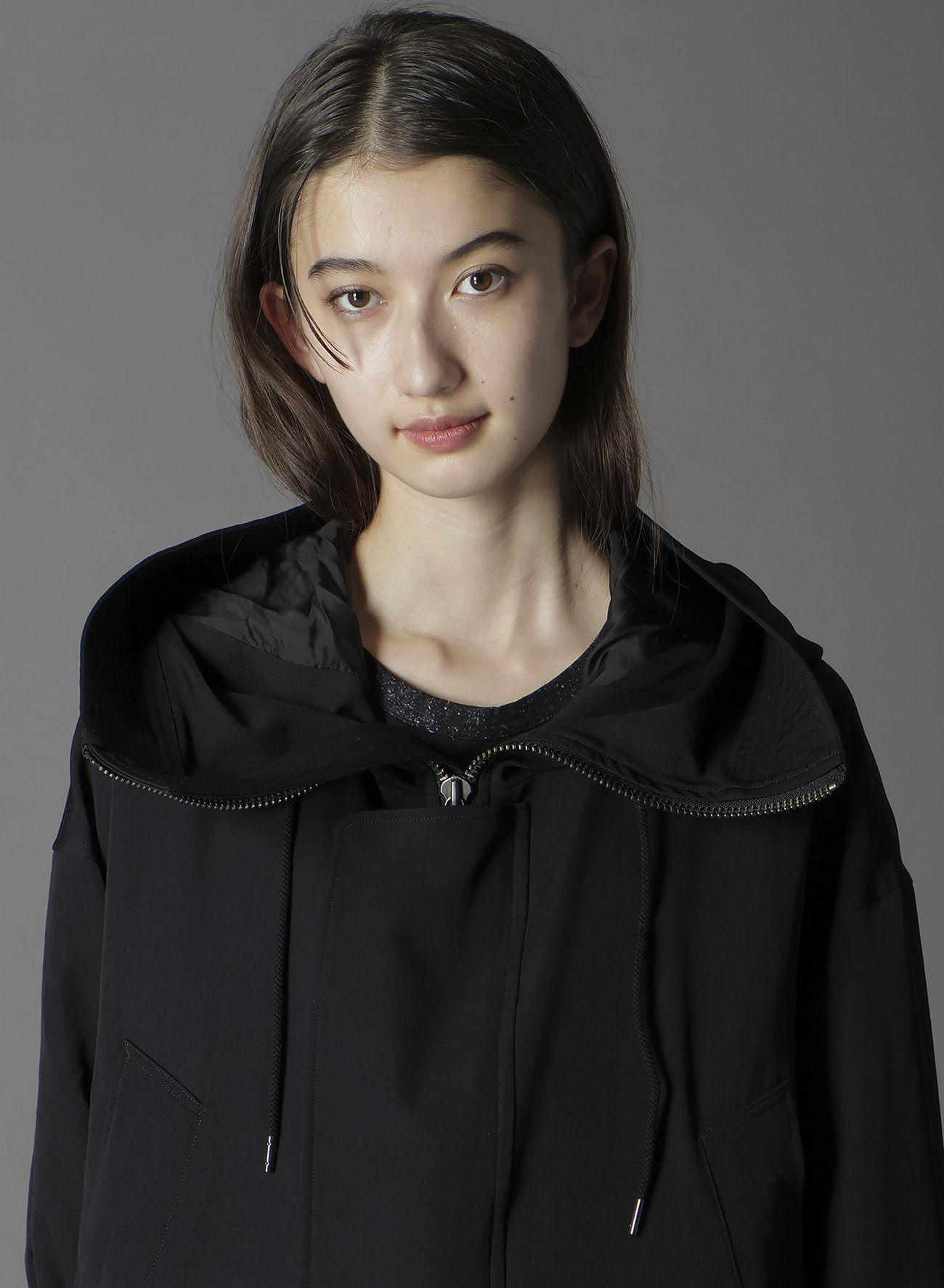 W/GABARDINE HIGH NECK HOODED MODS COAT