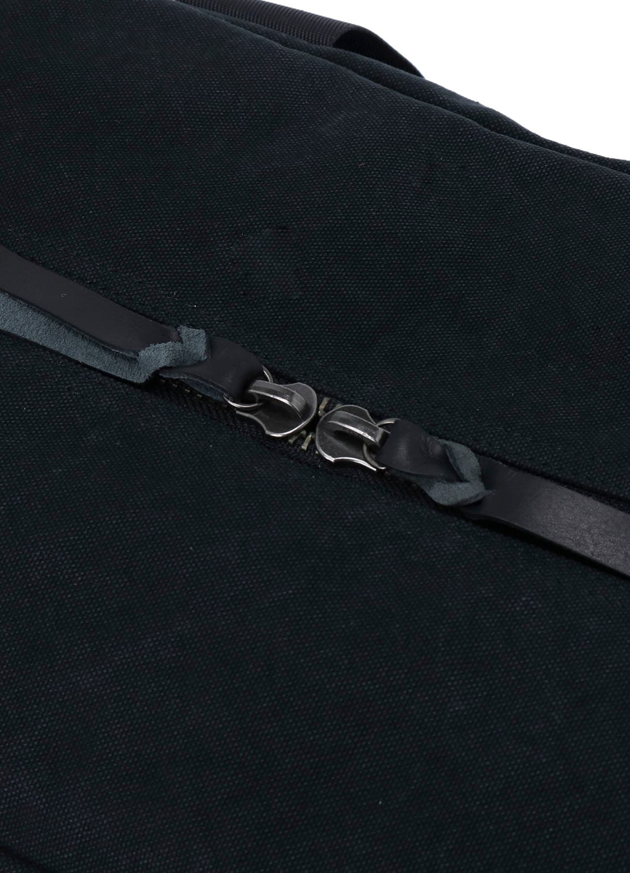 CANVAS DUFFLE BAG