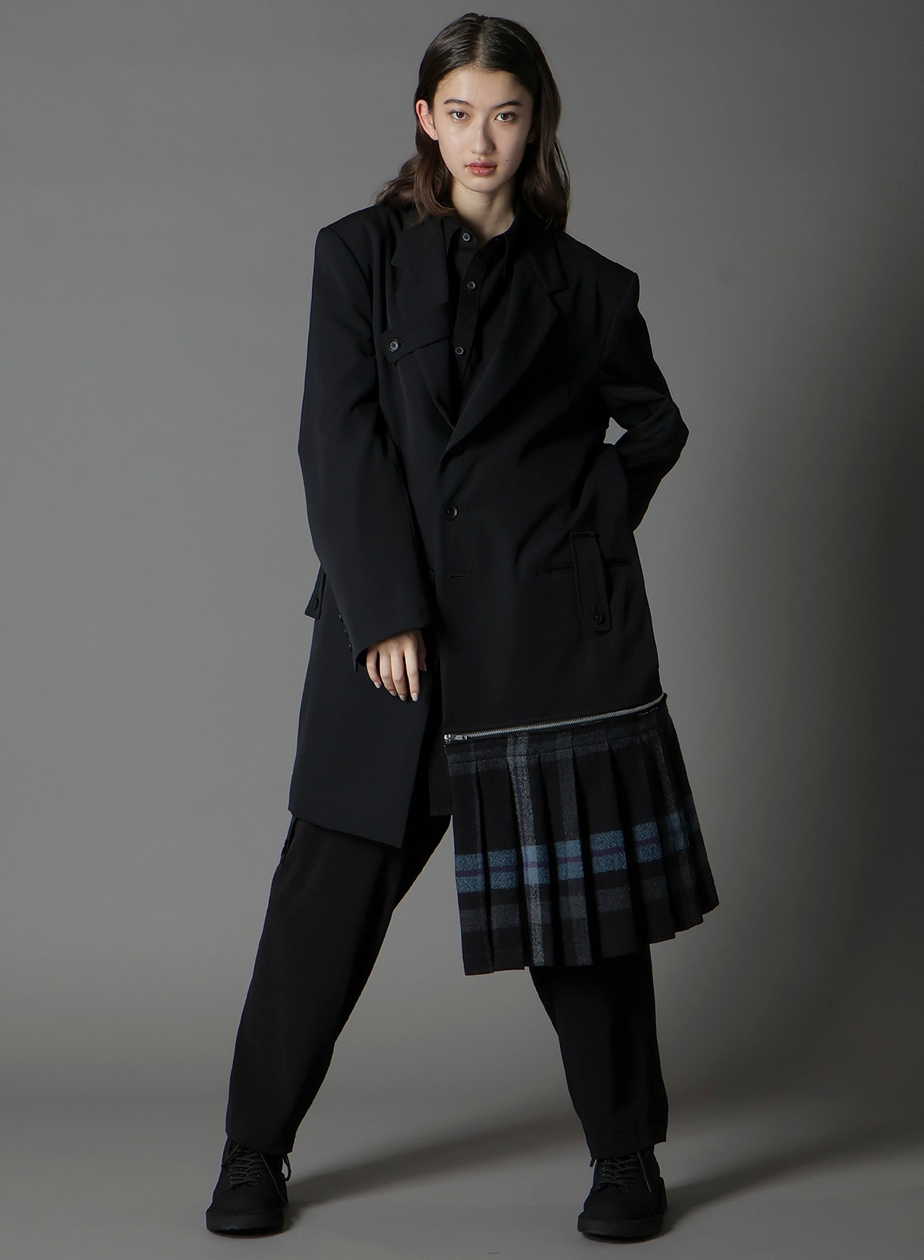 W/GABARDINE DOUBLE GAUZE PLEATED JACKET W/ TAB