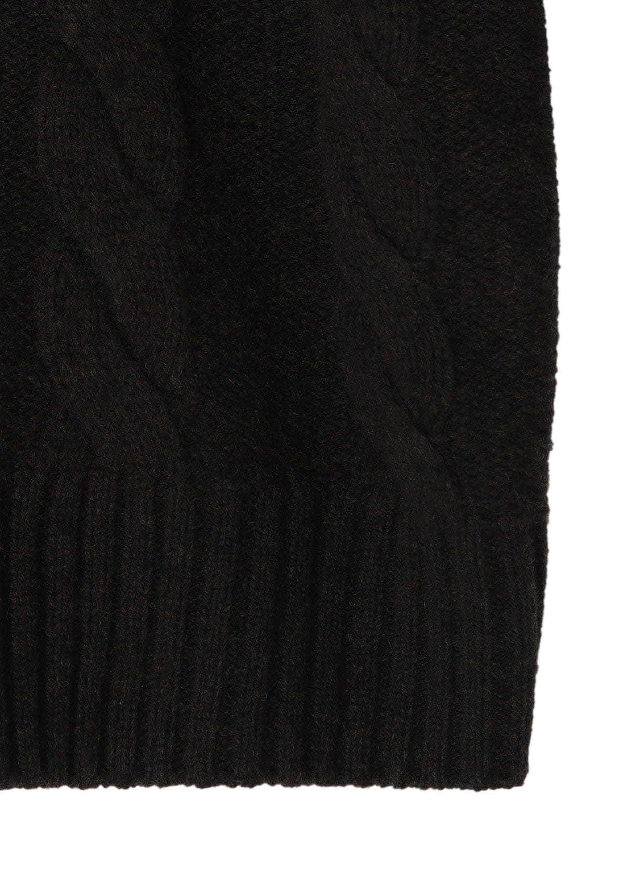 FINE MERINO WOOL CABLE SWITCH UNBALANCE PULLOVER