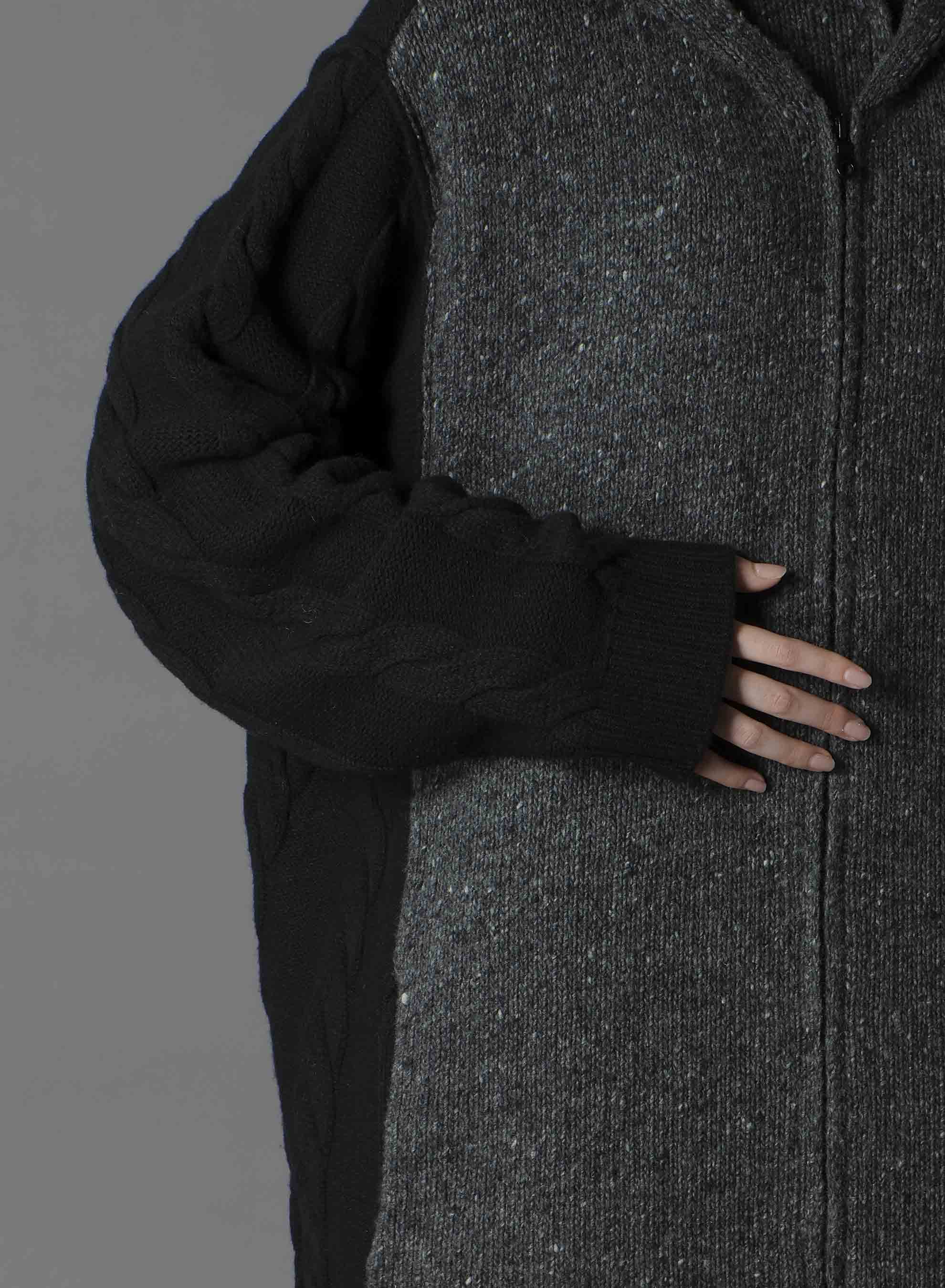 FINE MERINO WOOL CABLE SWITCH UNBALANCE HOODIE