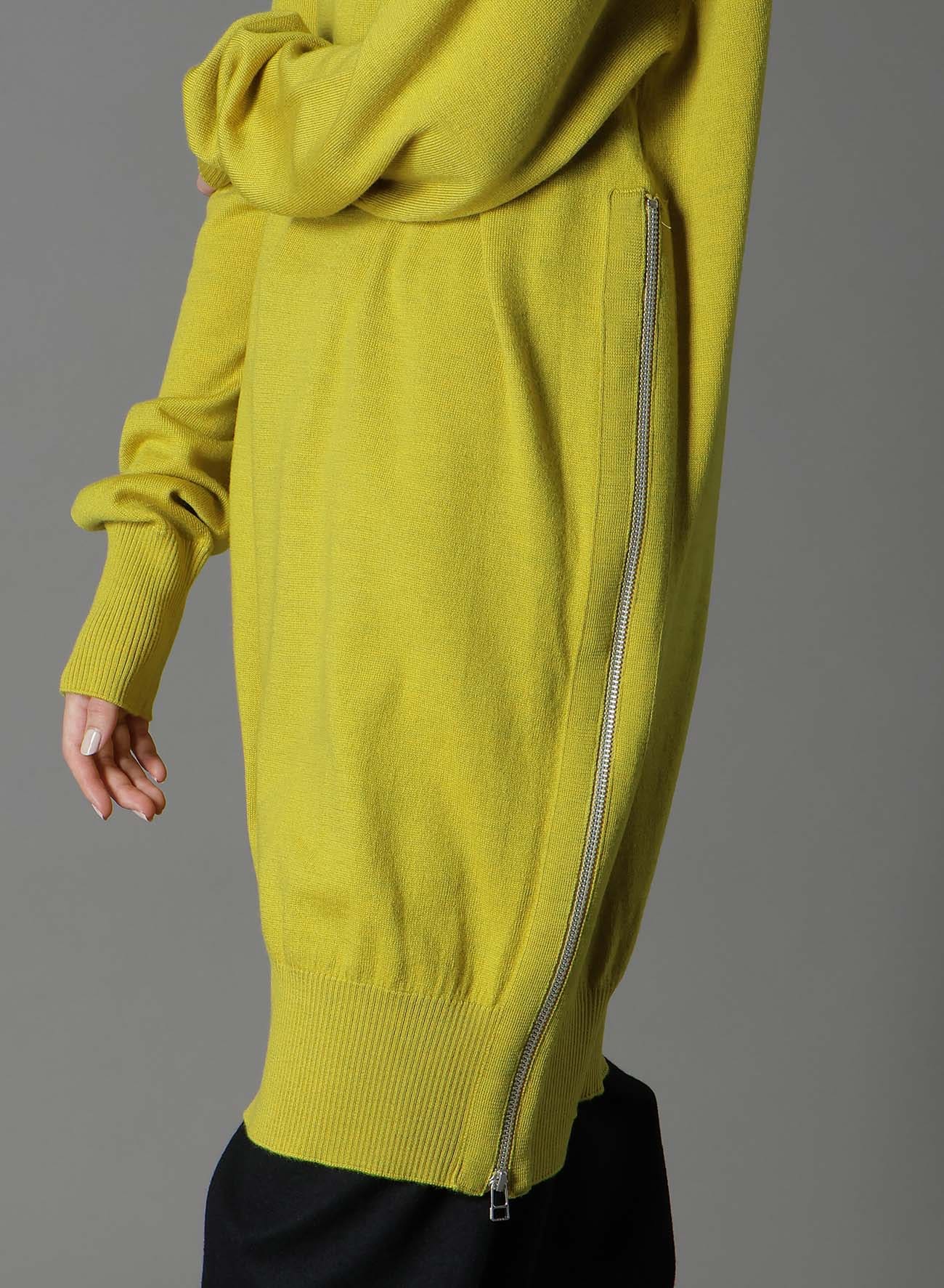 MERINO WOOL LEFT ZIPPER RAGLAN SLEEVE TURTLENECK