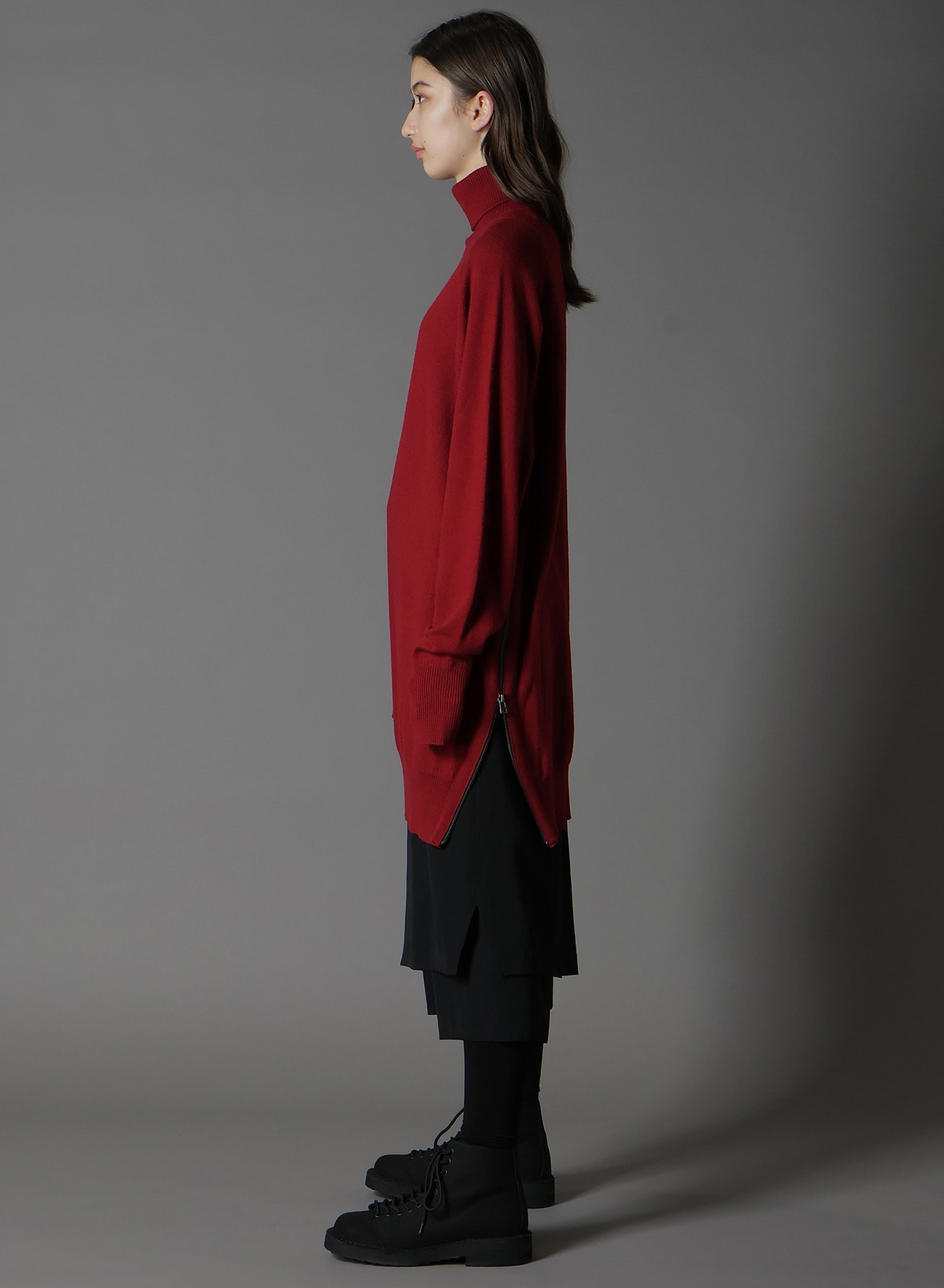 MERINO WOOL LEFT ZIPPER RAGLAN SLEEVE TURTLENECK
