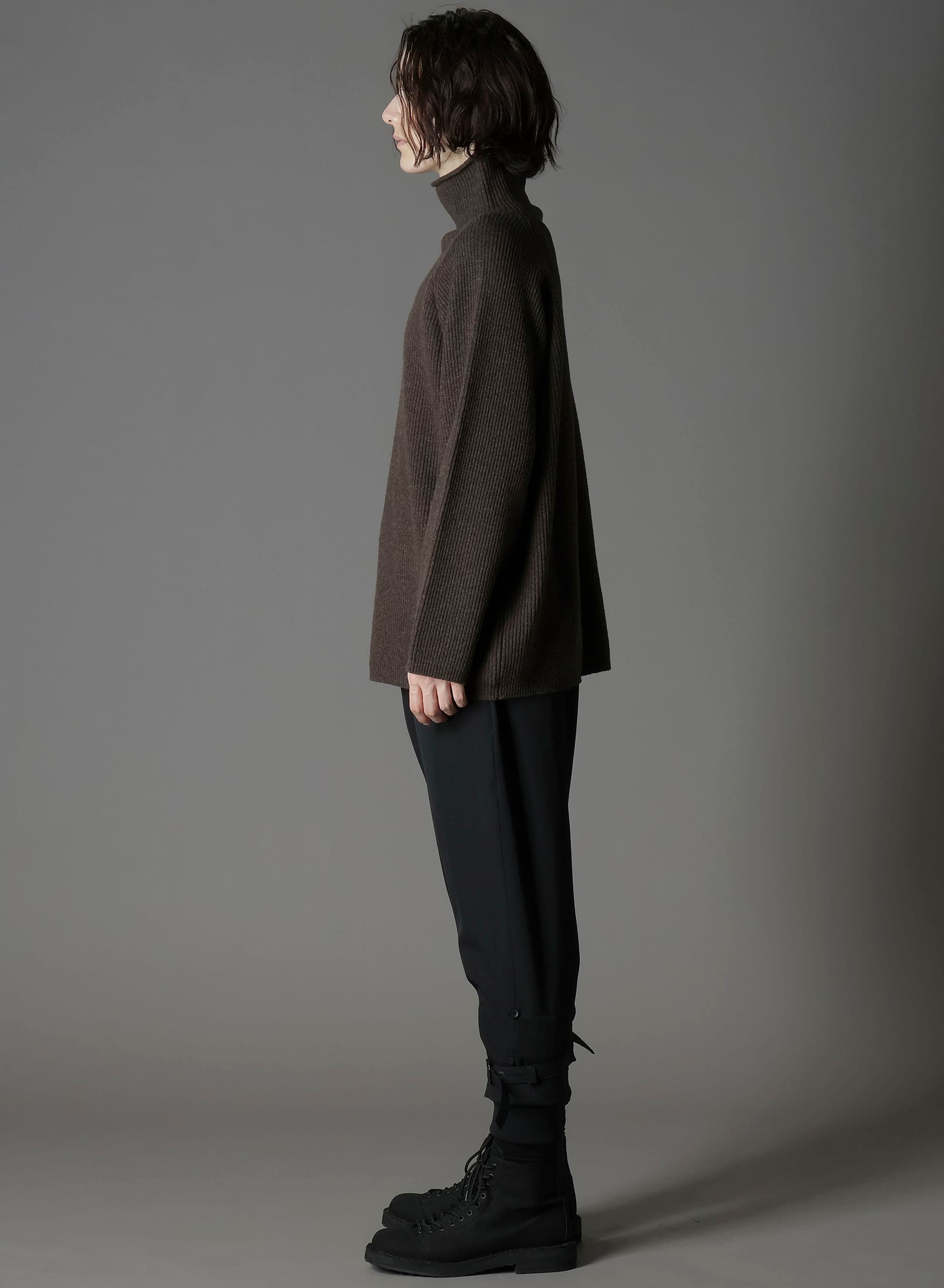 FINE MERINO WOOL RAGLAN TURTLE NECK