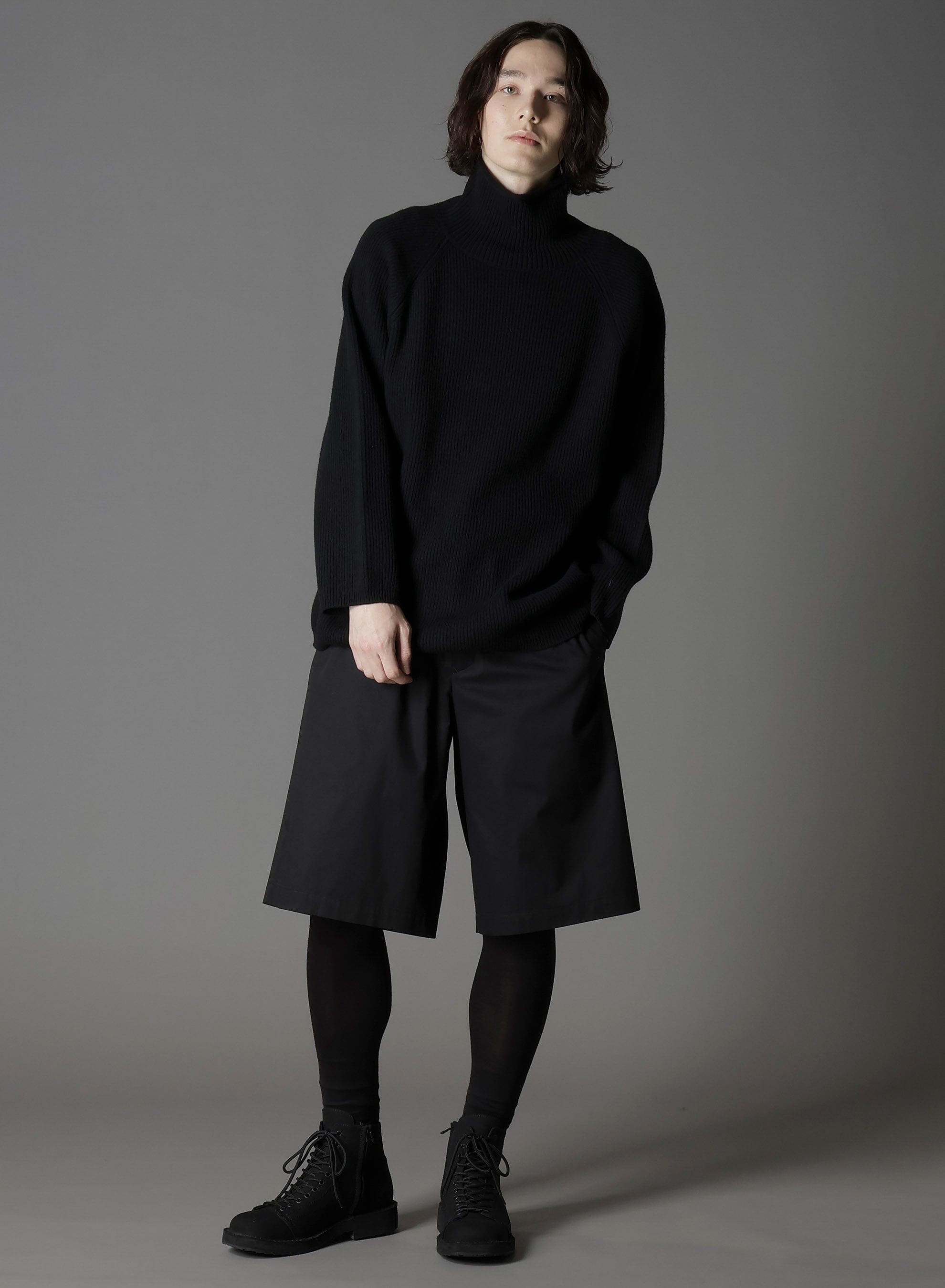 FINE MERINO WOOL RAGLAN TURTLE NECK