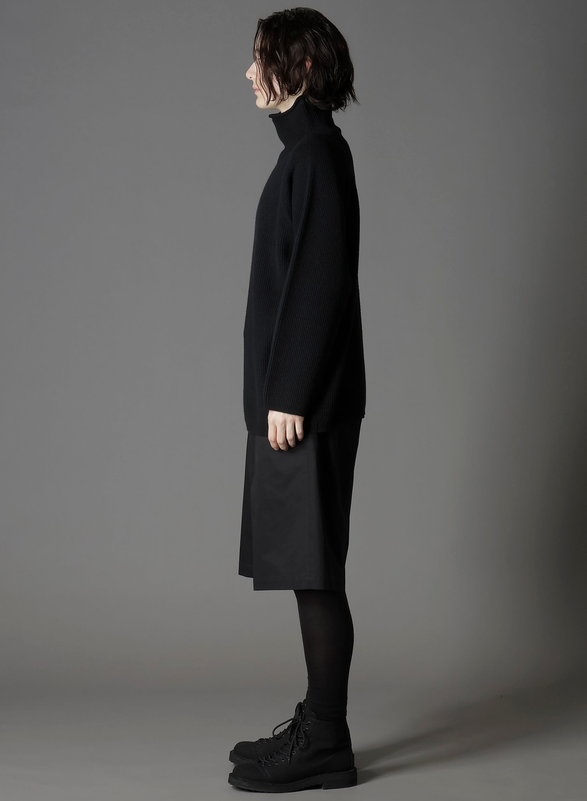FINE MERINO WOOL RAGLAN TURTLE NECK