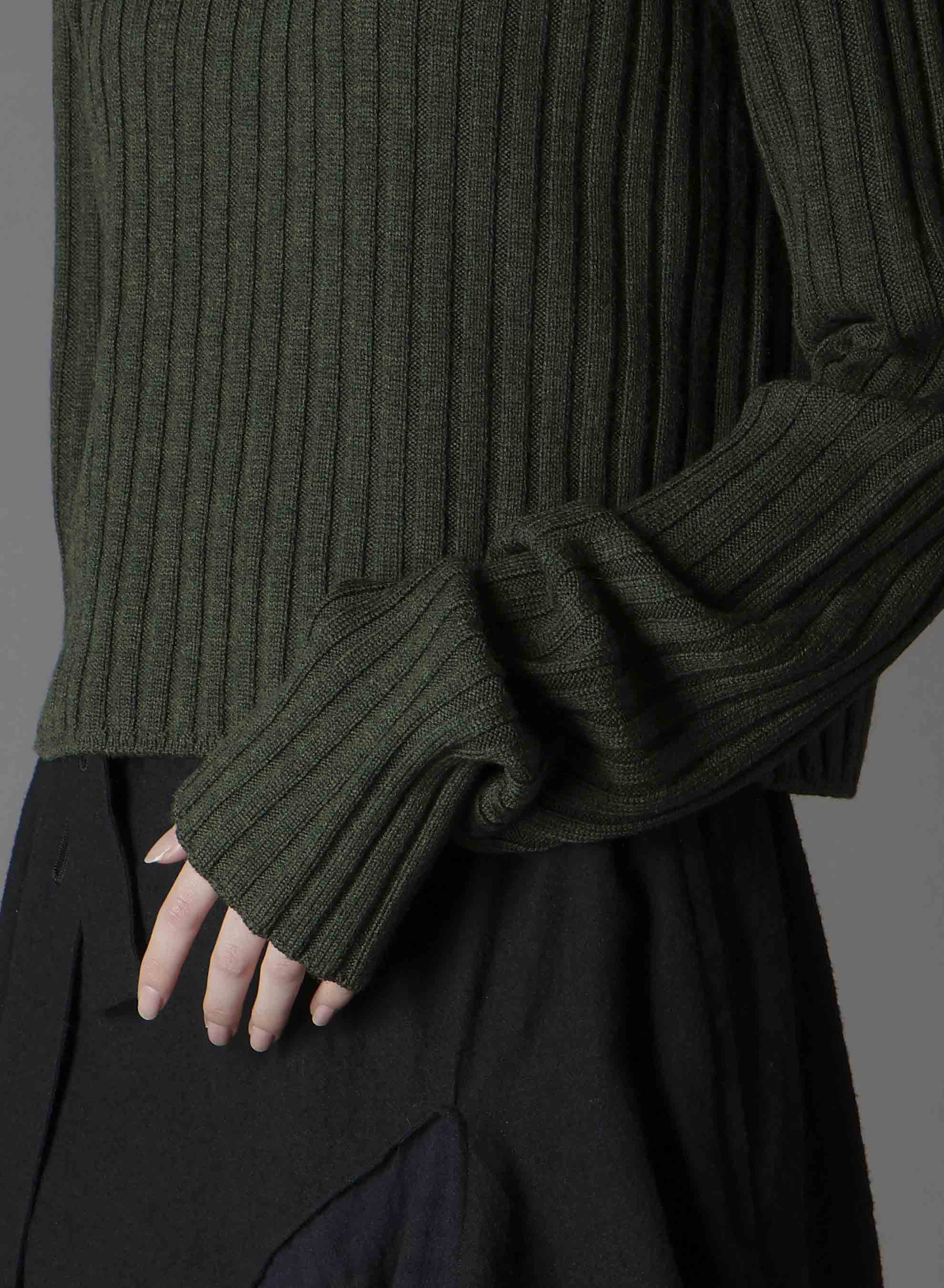 FINE MERINO WOOL RIBBED RAGLEN SHORT LENGTH TURTLE NECK