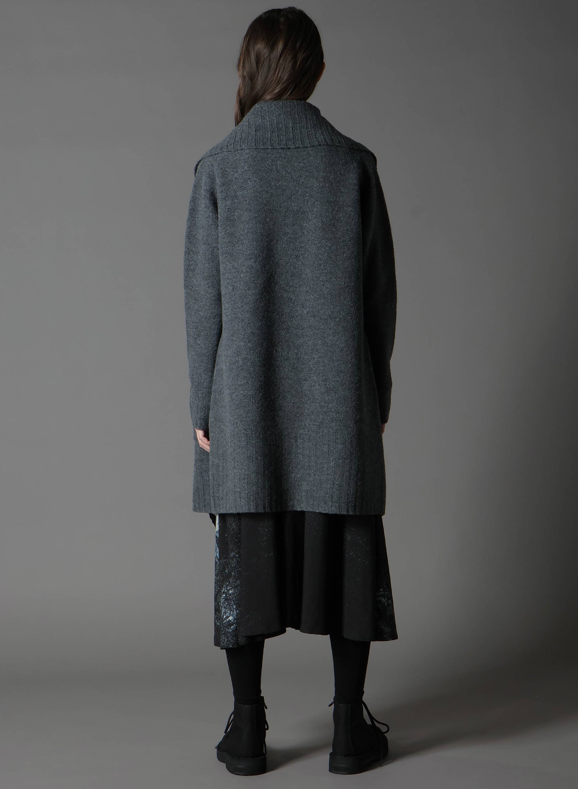 BoilMerinoWool FRINGE KNIT GOWN