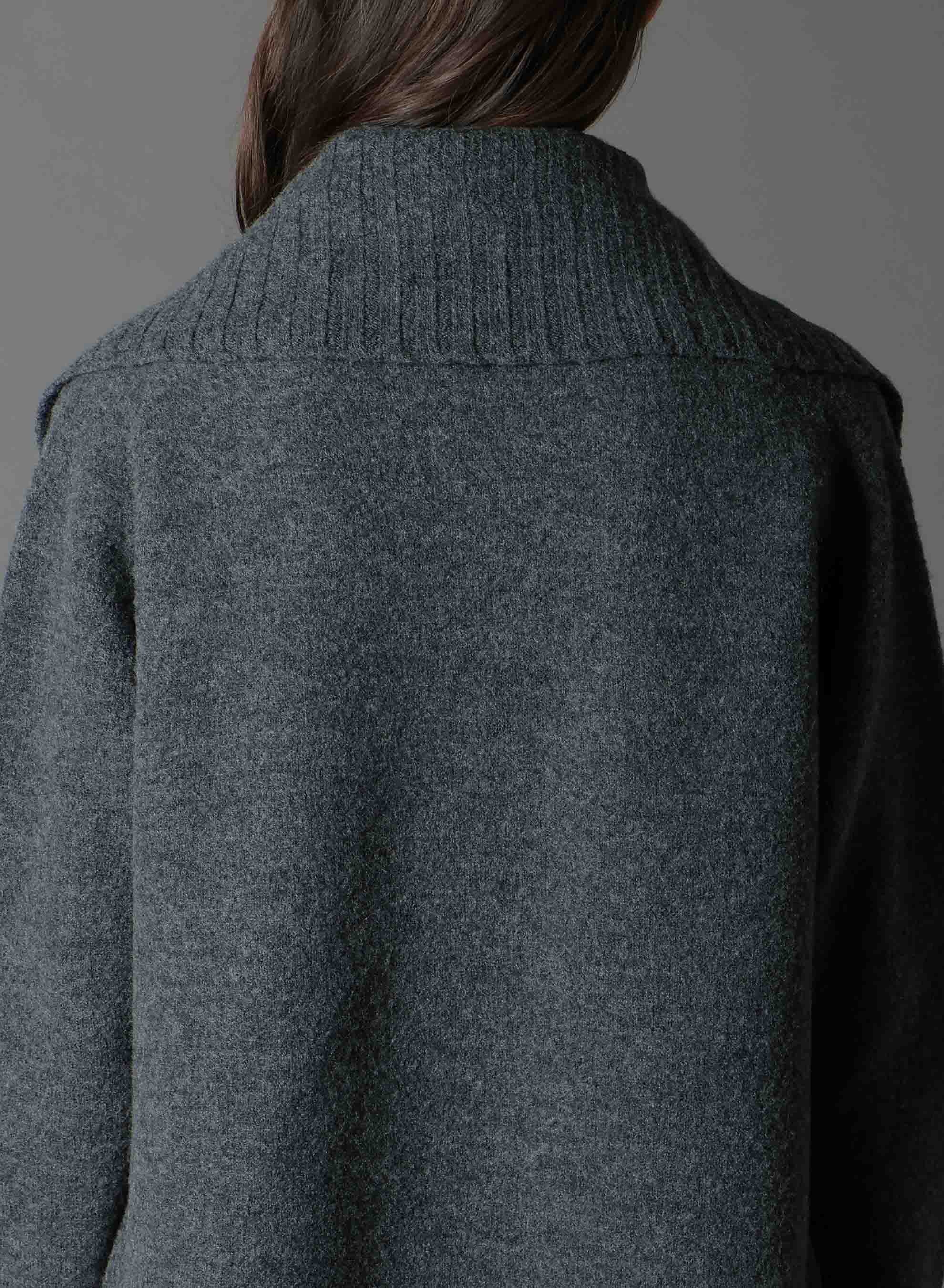 BoilMerinoWool FRINGE KNIT GOWN