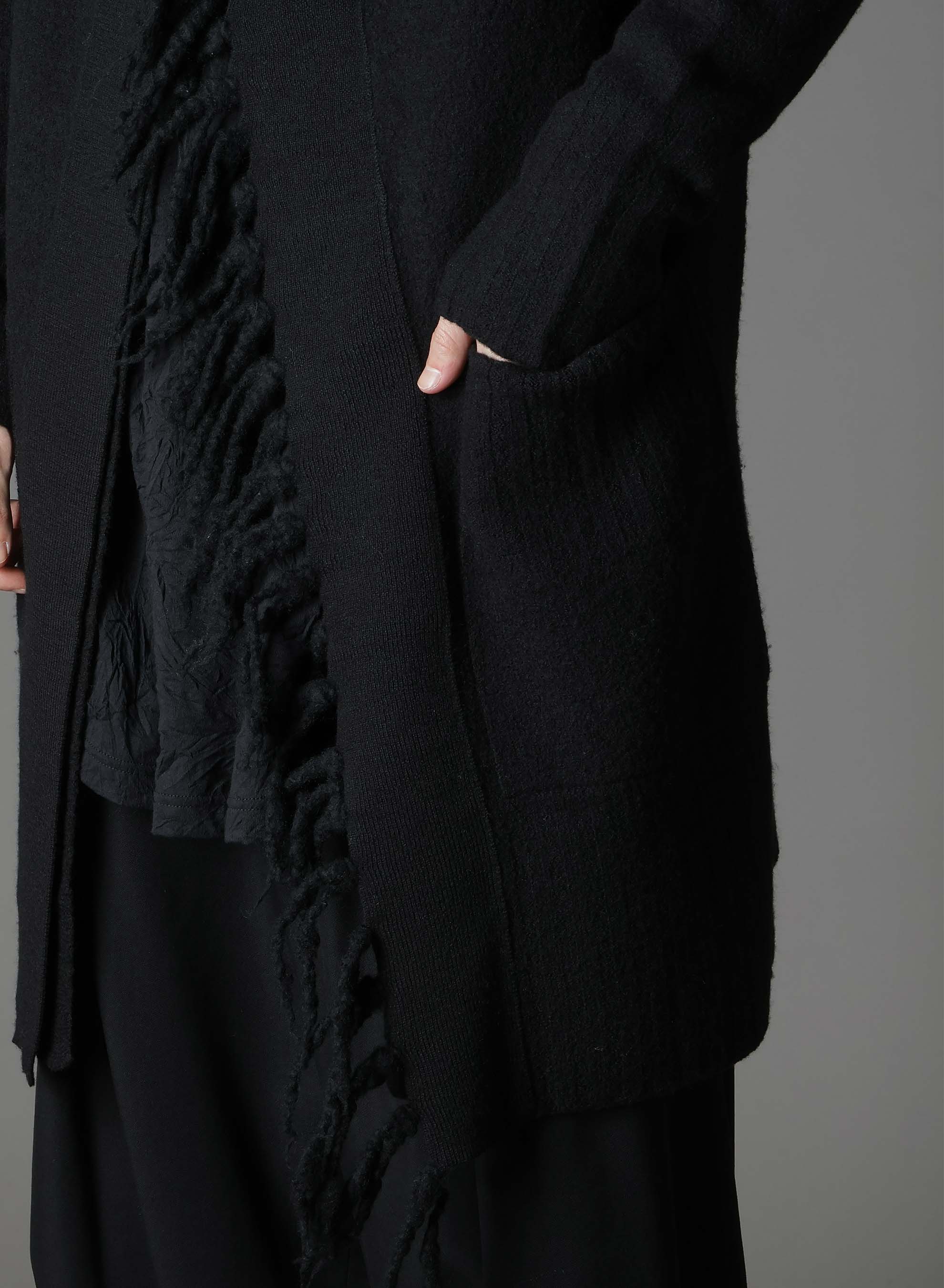 BoilMerinoWool FRINGE KNIT GOWN
