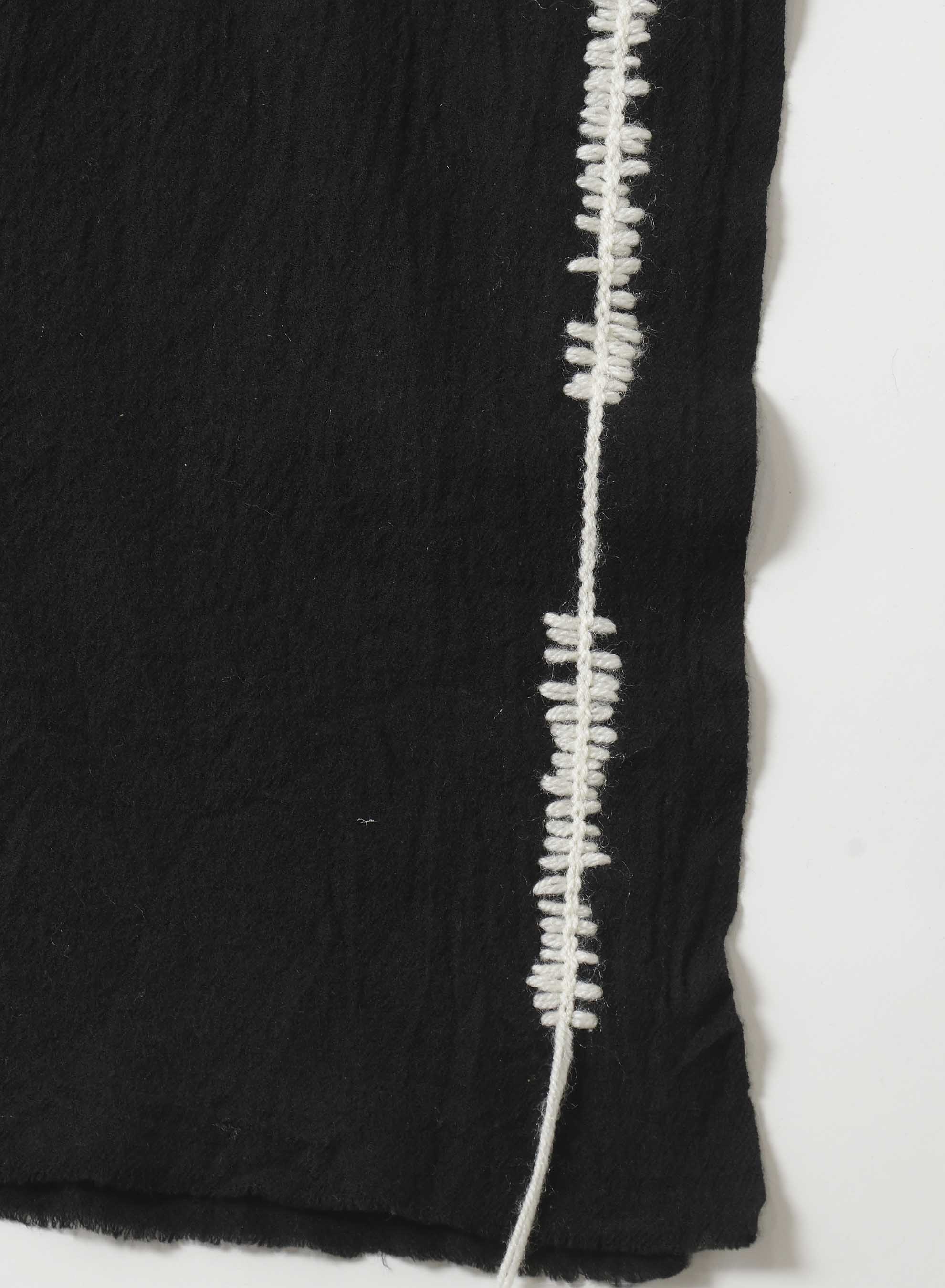 TETANY WOOL HAND STITCH SCARF