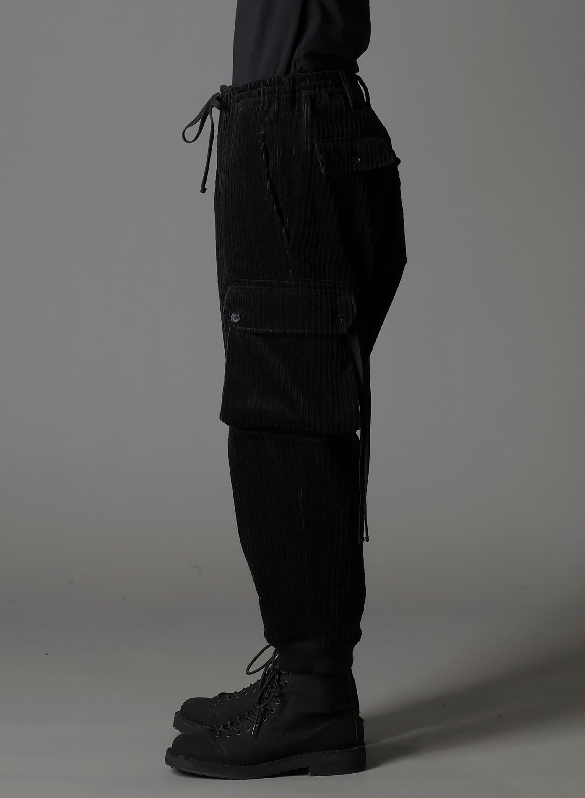 PAIR CORDUROY AIR TURNING RIBBED HEM CARGO
