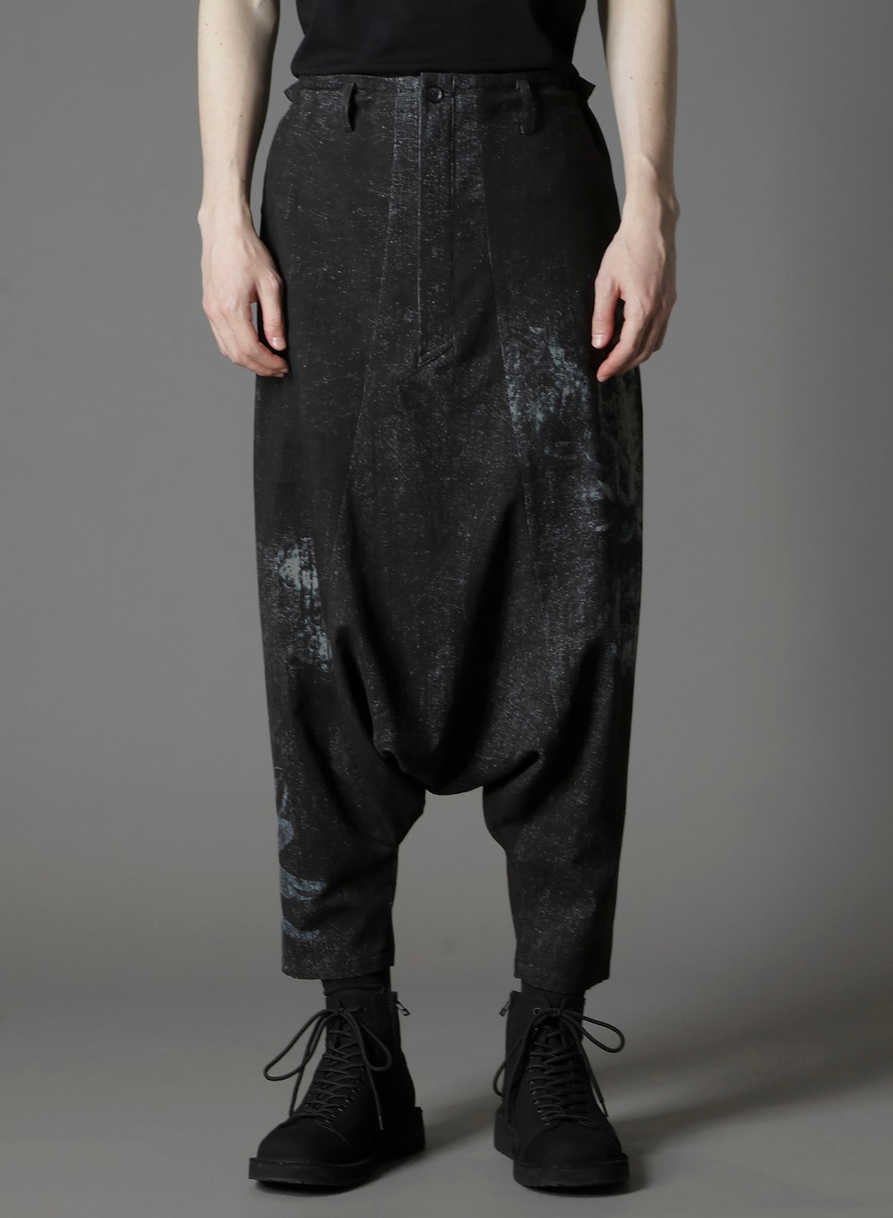 NARROW RIBS CORDUROY SAROUEL PANTS