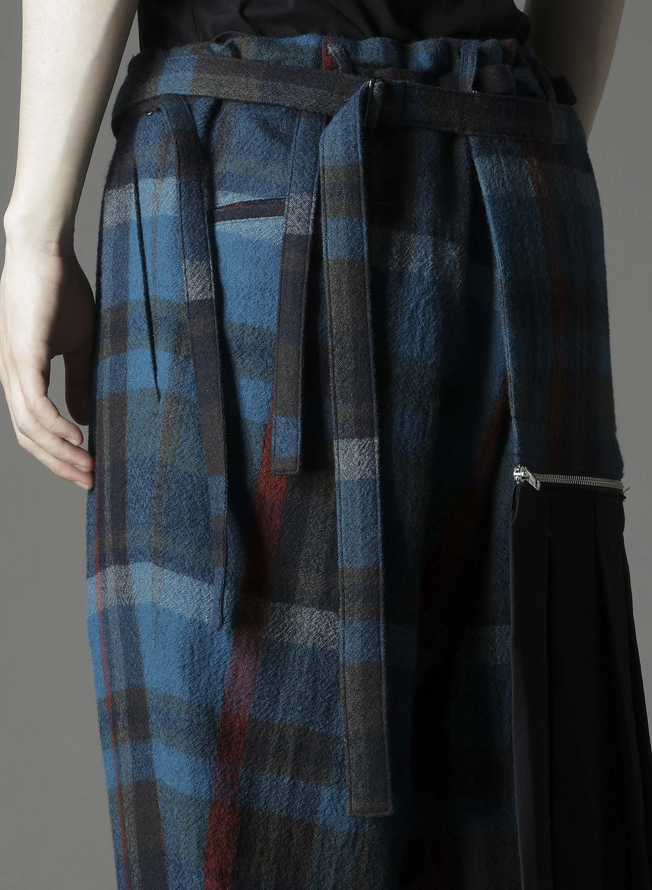 W/GABARDINE DOUBLE GAUZE  PLEATED WRAP PANTS