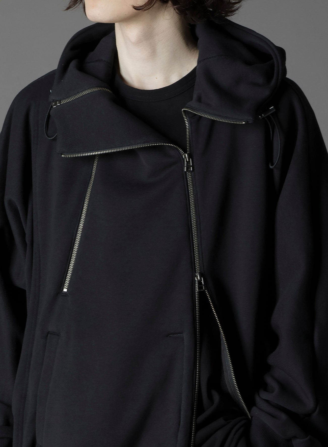 ULTIMA HEAVY FLEECE INVERTED V HOODIE SLIM