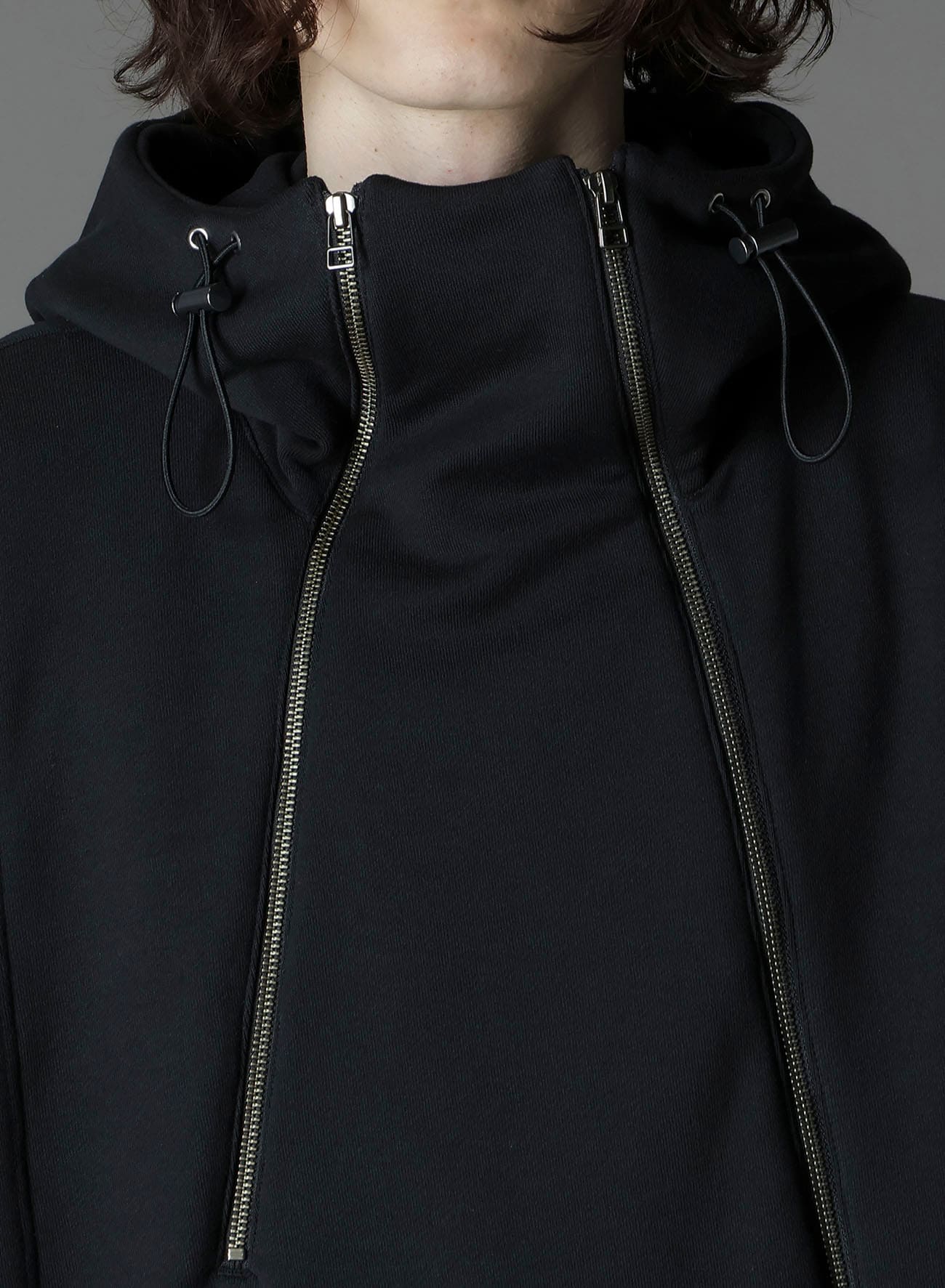 ULTIMA HEAVY FLEECE INVERTED V HOODIE SLIM