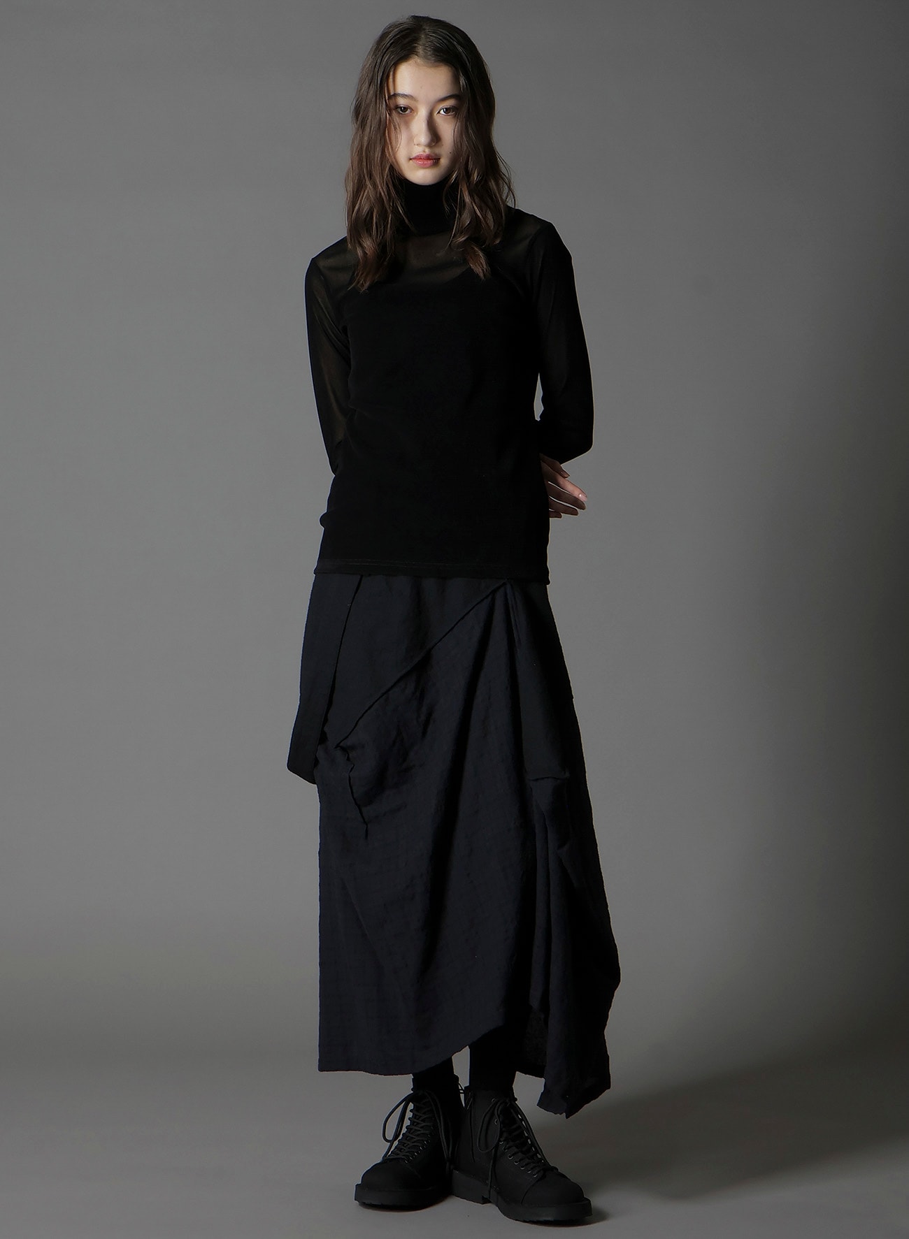 FLOCKY HIGH NECK TULLE