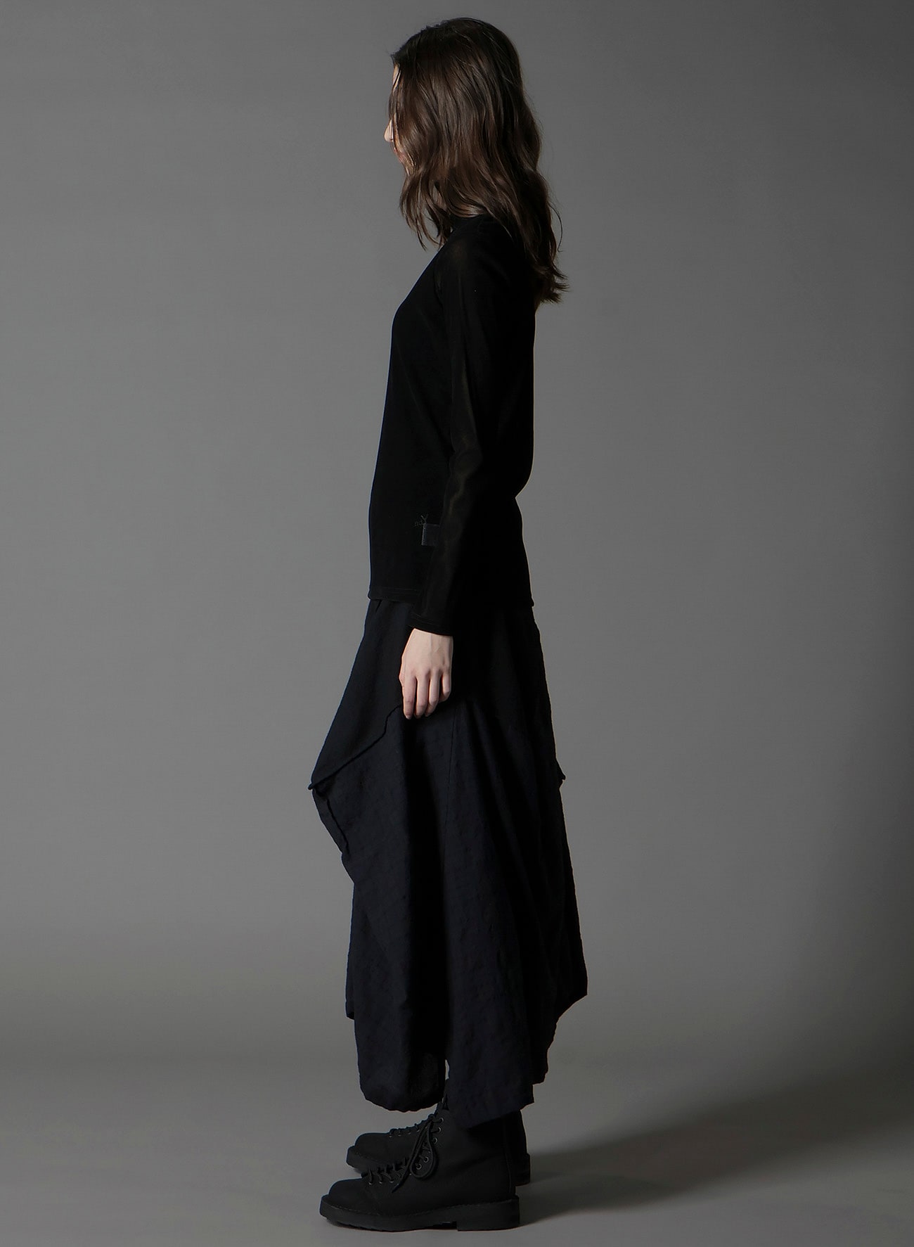 FLOCKY HIGH NECK TULLE