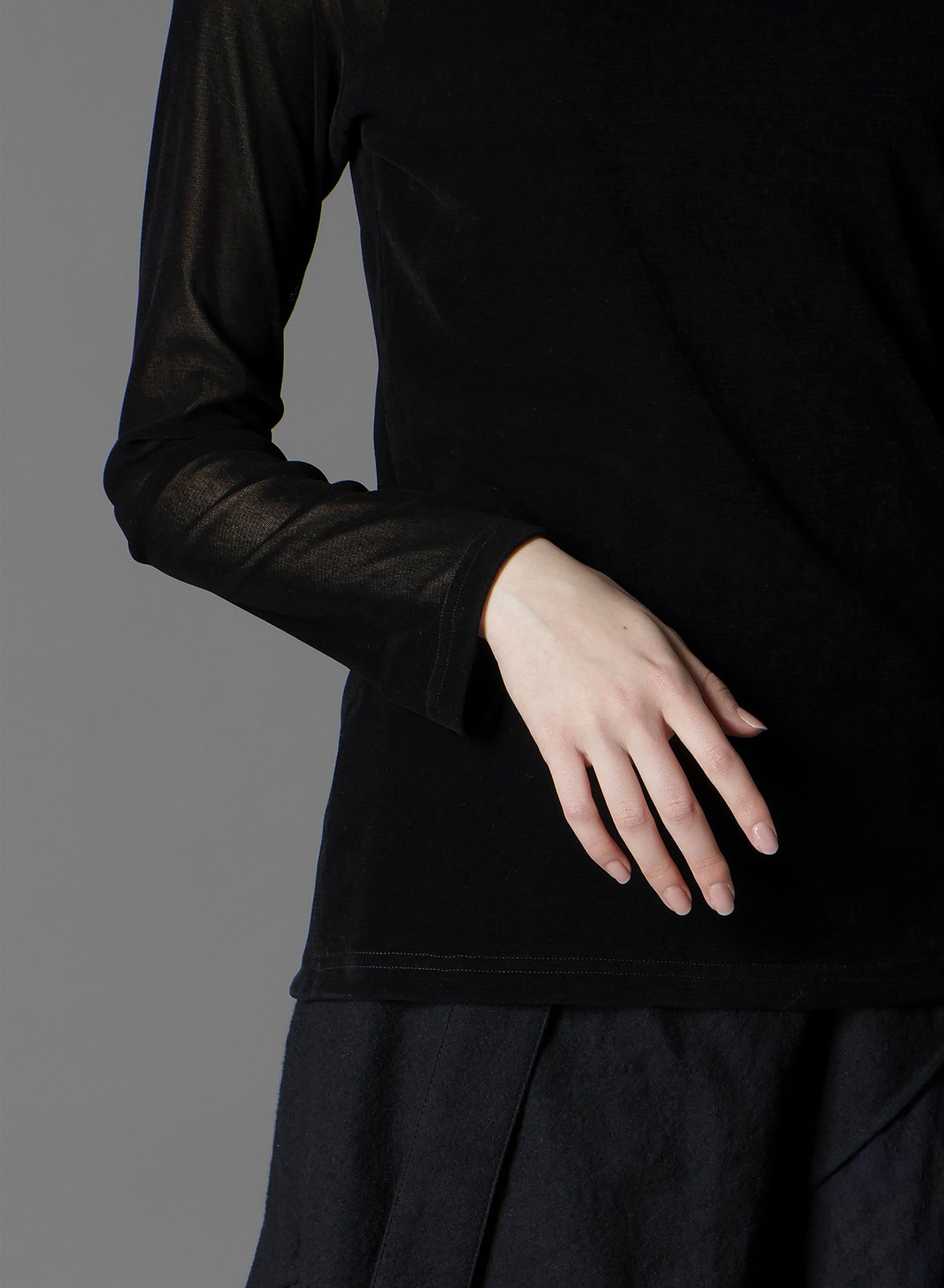 FLOCKY HIGH NECK TULLE
