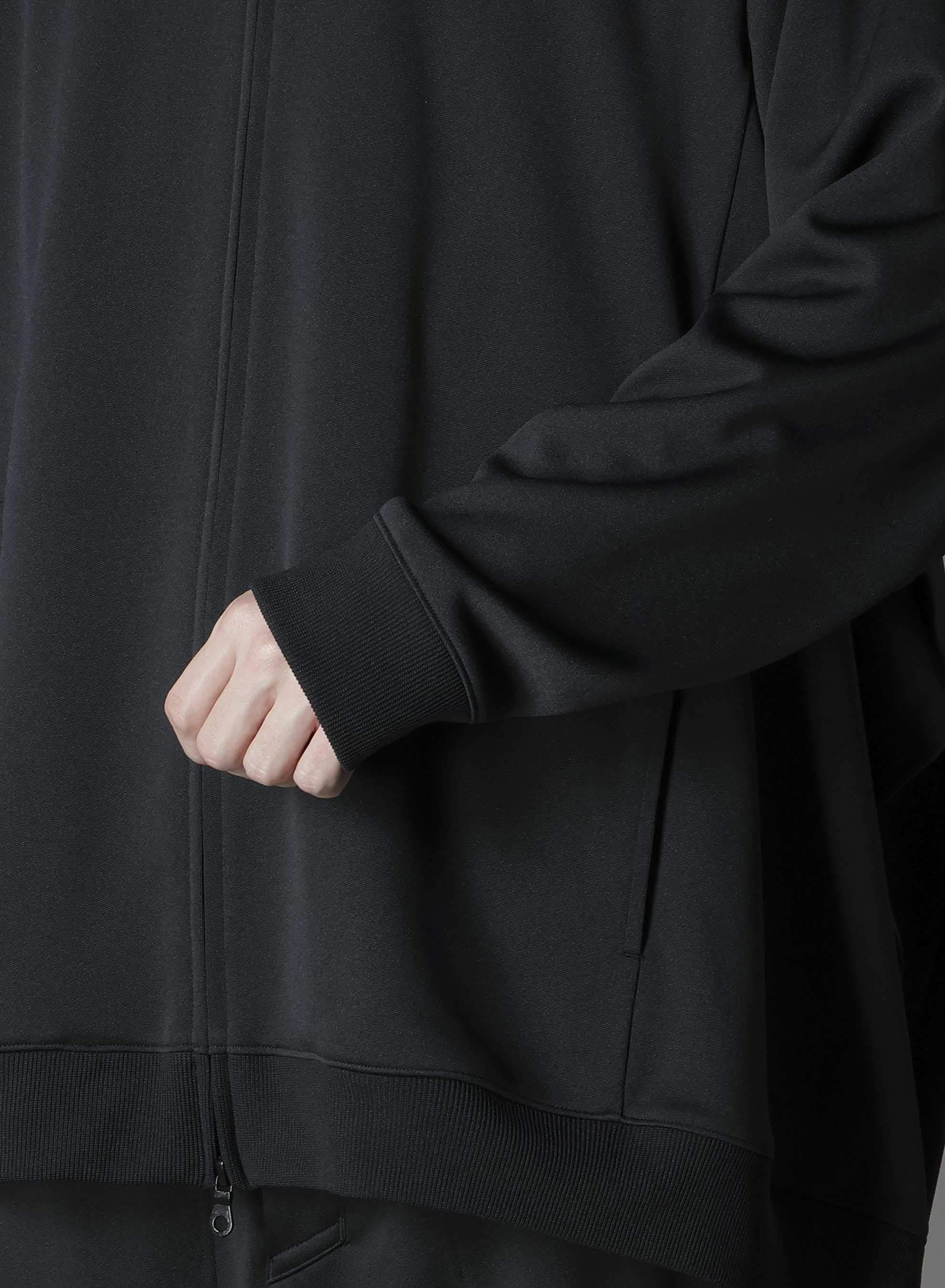 POLYESTER SMOOTH SIDE SLIT TRACK JACKET