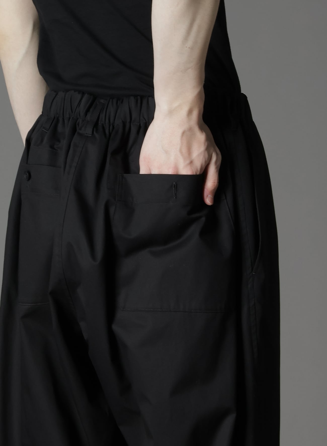 COTTON GABARDINE BALLOON PANTS
