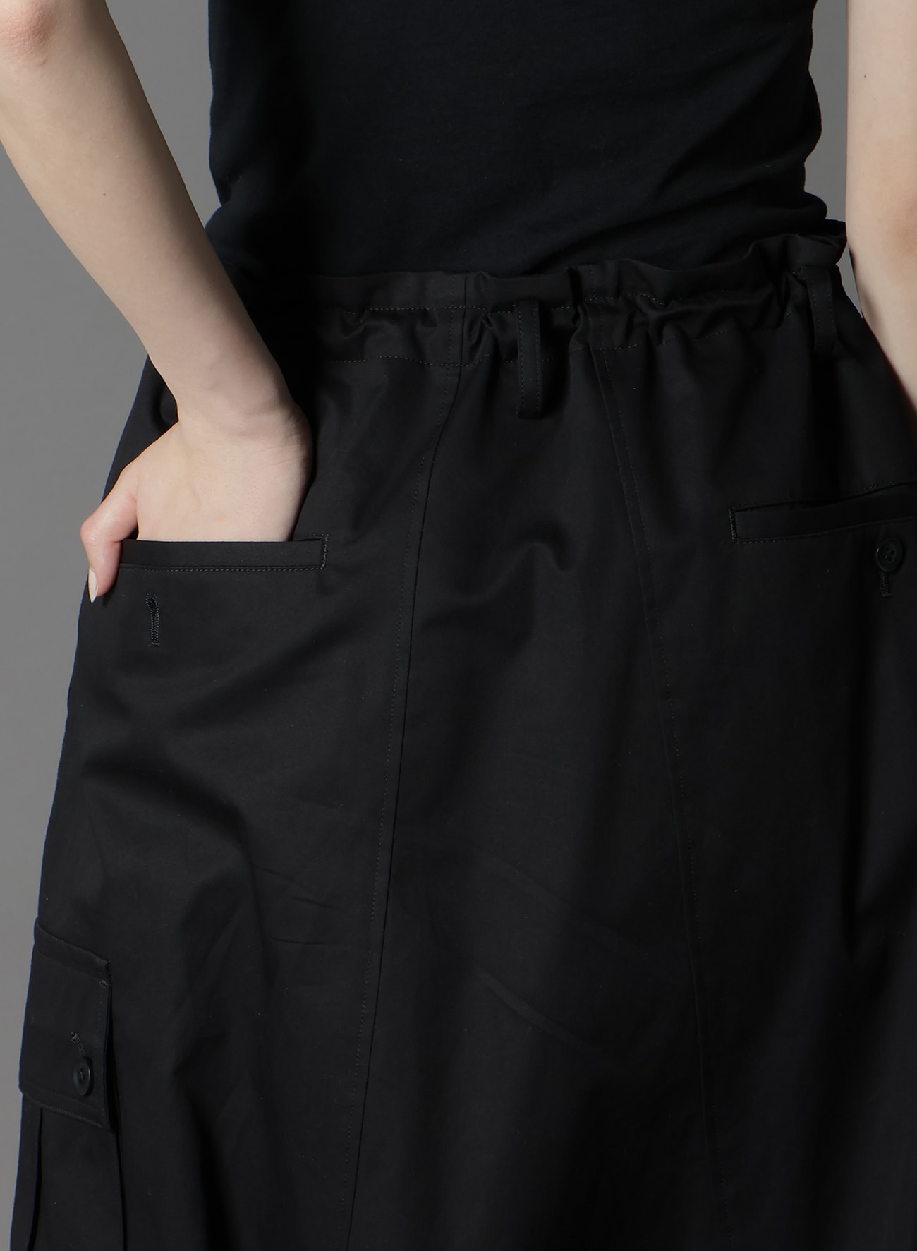 COTTON GABARDINE CARGO SAROUEL PANTS
