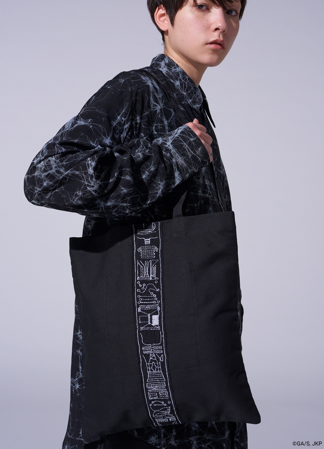 "TALISMAN" EMBROIDERY TOTE BAG