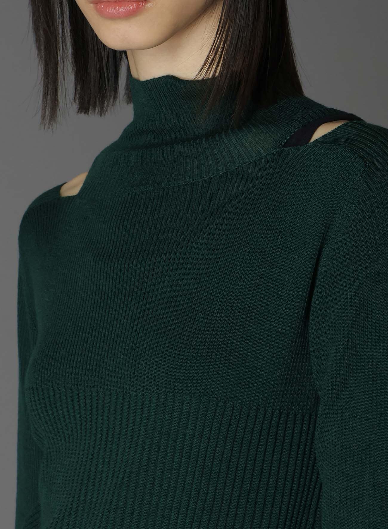 MERINO WOOL DESIGN TURTLENECK KNIT