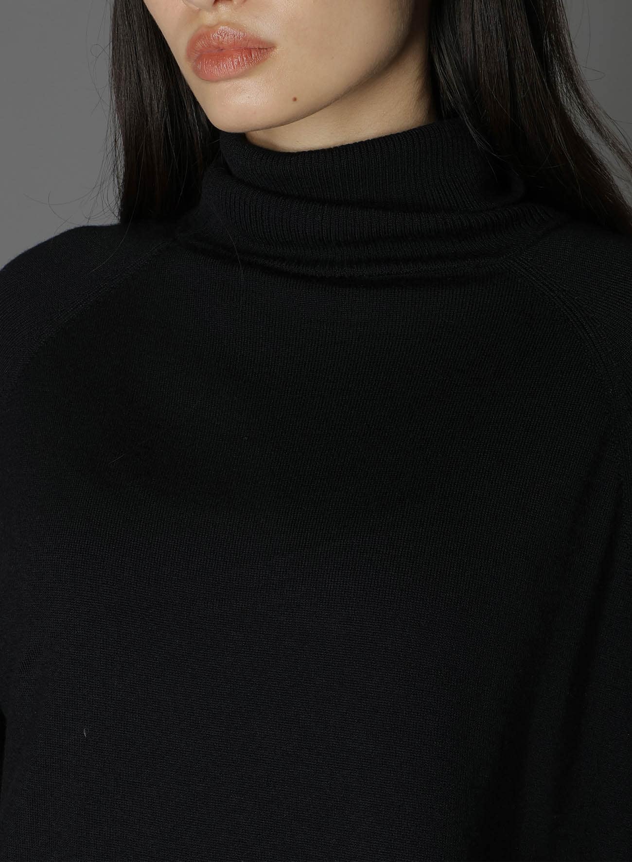 MERINO WOOL TURTLENECK LONG KNIT