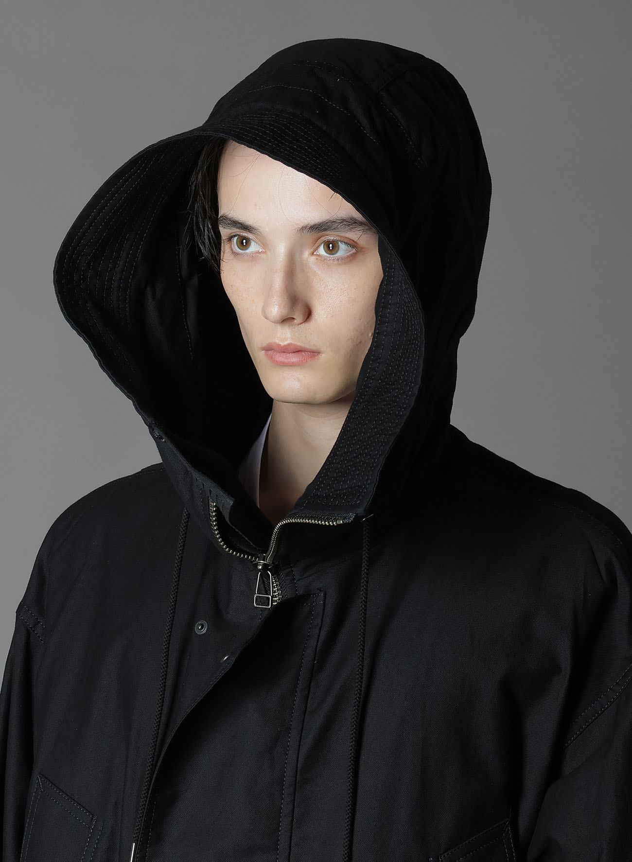 WIDE TWILL HIGH NECK HOODED MODS COAT