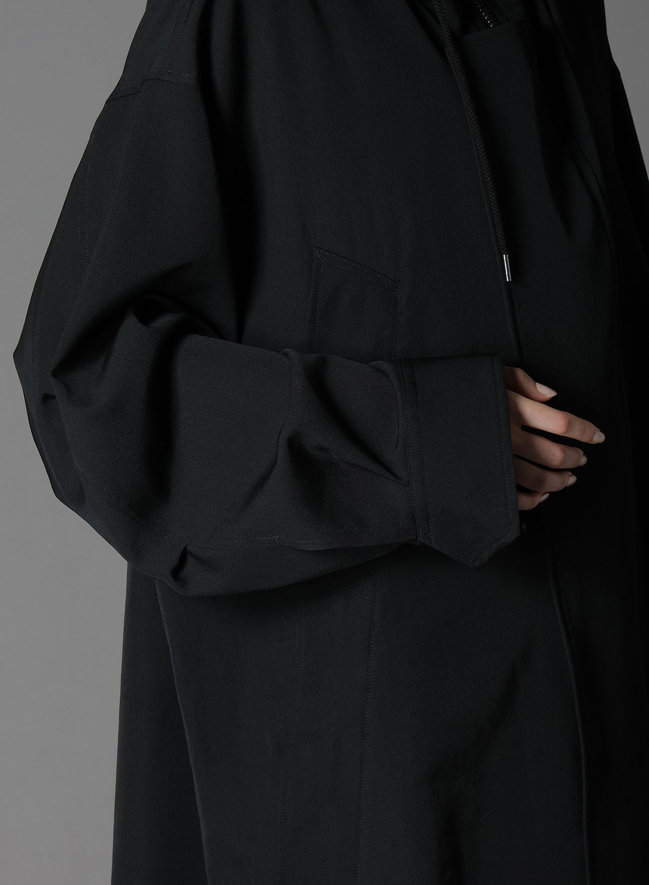 WOOL GABARDINE HIGH NECK HOODED MODS COAT