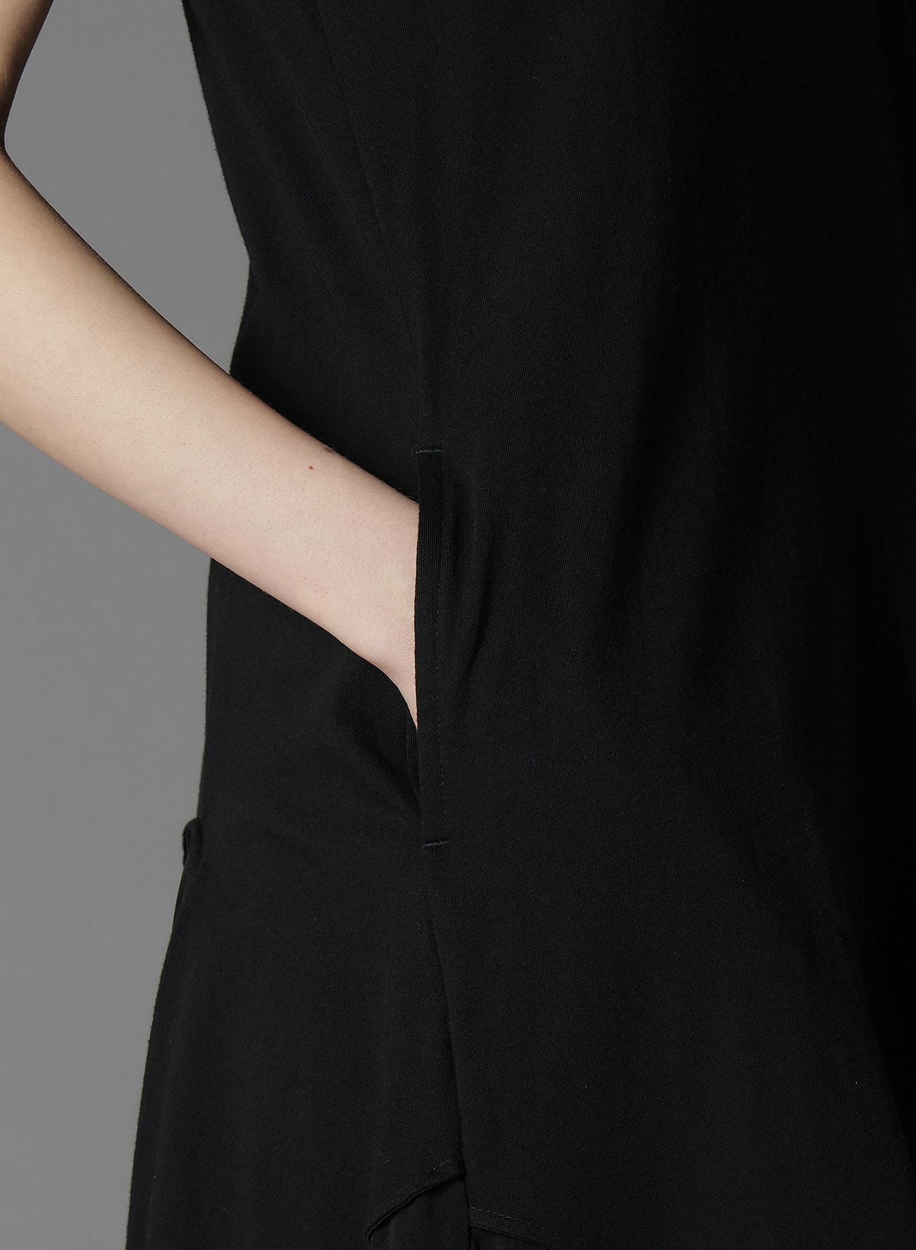 ULTIMA JERSEY + CREPE DE CHINE SQUARE T-DRESSES