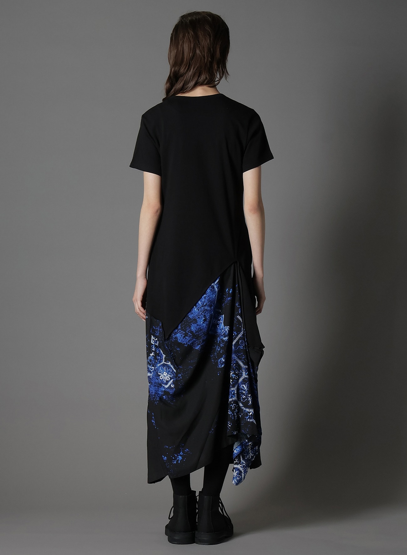ULTIMA TRICOT+RAYON PRINT TILE PATTERN SQUARE T-DRESSES