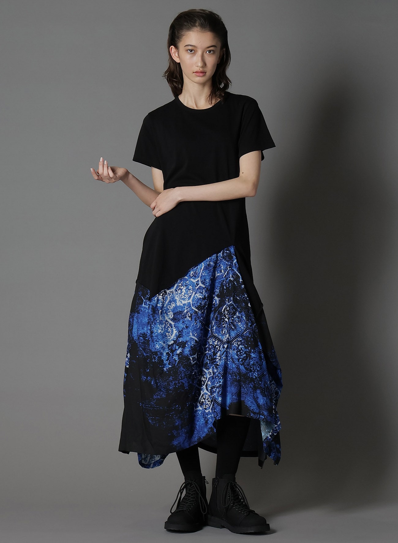 ULTIMA TRICOT+RAYON PRINT TILE PATTERN SQUARE T-DRESSES