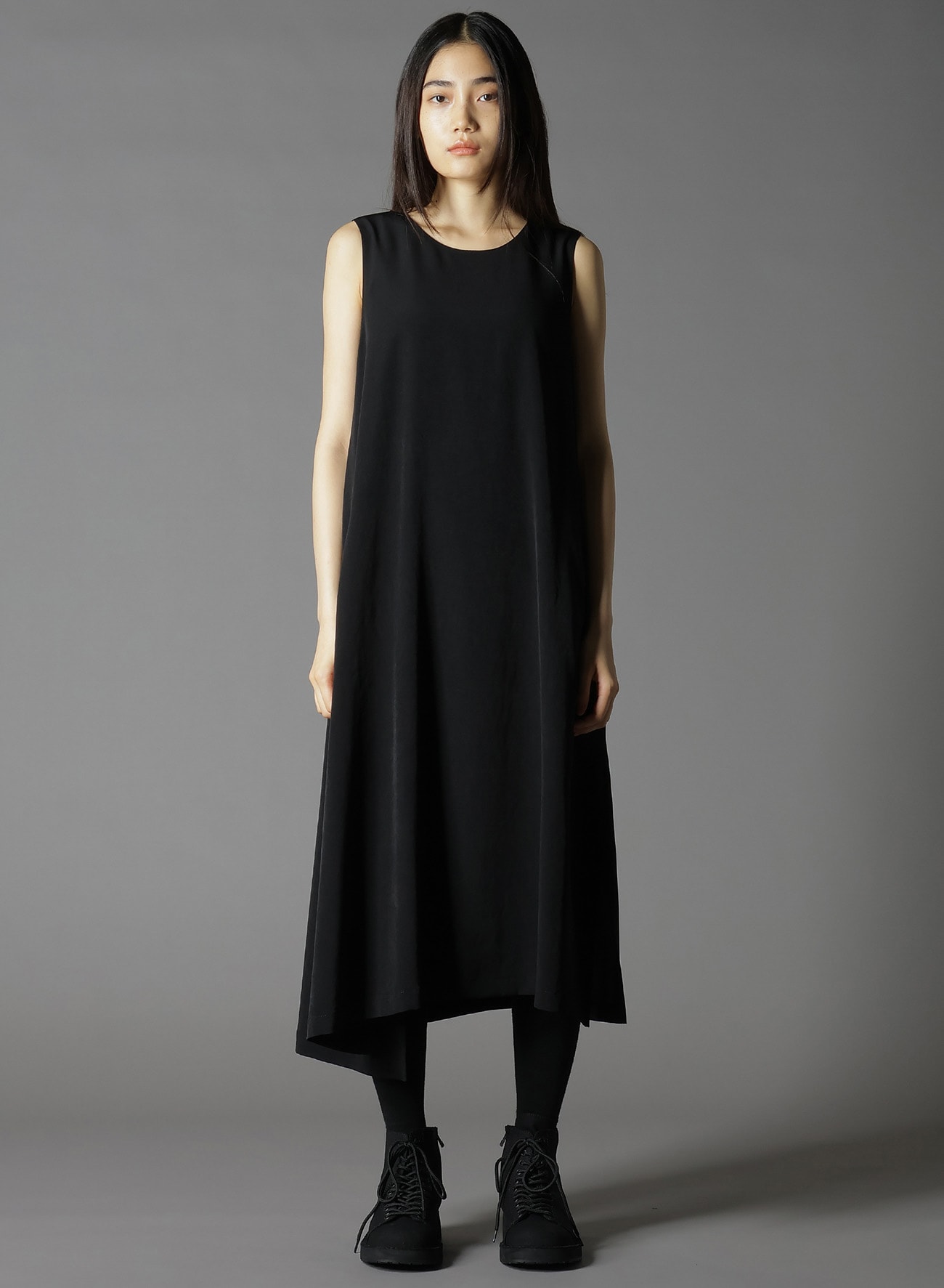 CREPE DE CHINE SLEEVELESS DRESSES
