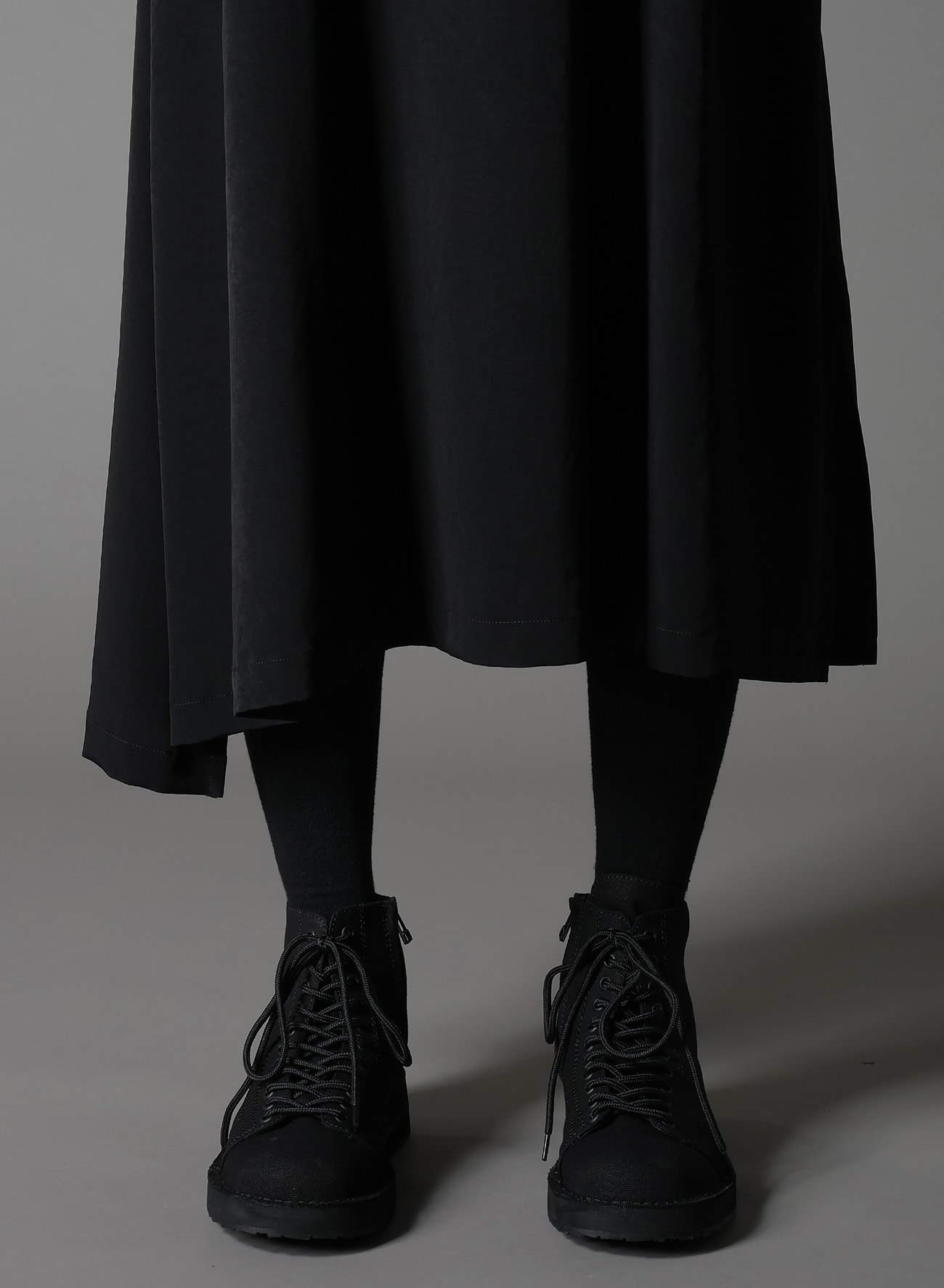 CREPE DE CHINE SLEEVELESS DRESSES