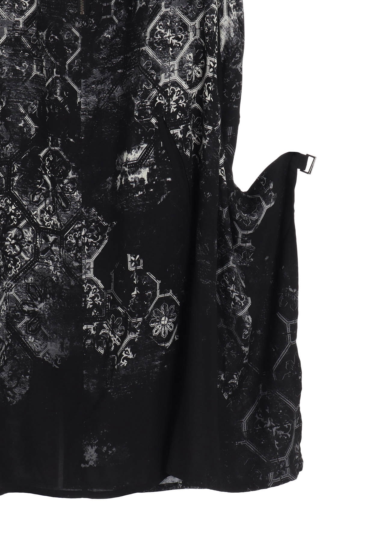 RAYON PRINT TILE PATTERN SIDE CUT-OUT DRESSES